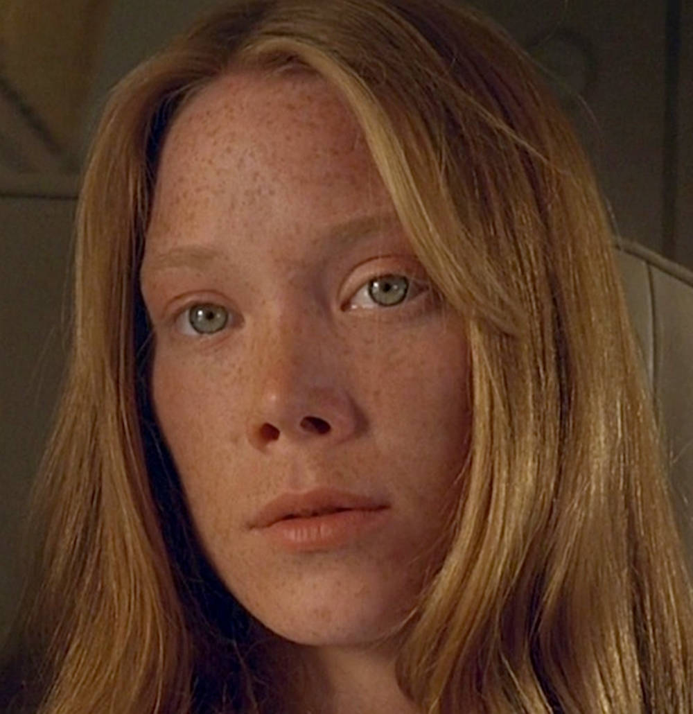 Sissy Spacek, blonde hair, freckles, SD Phone Wallpaper