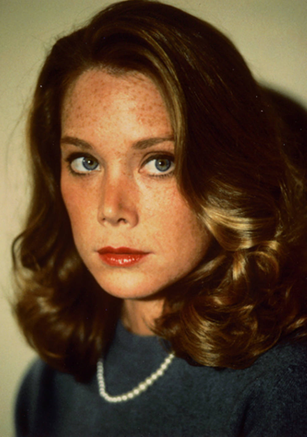 Sissy Spacek, vintage portrait, freckles, HD Phone Wallpaper