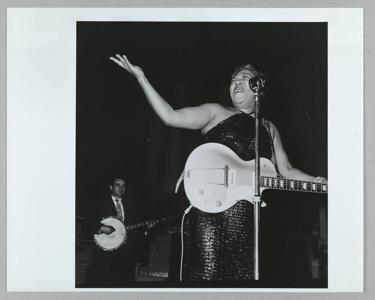 Sister Rosetta Tharpe, sequined dress, white electric guitar, HD Desktop Wallpaper