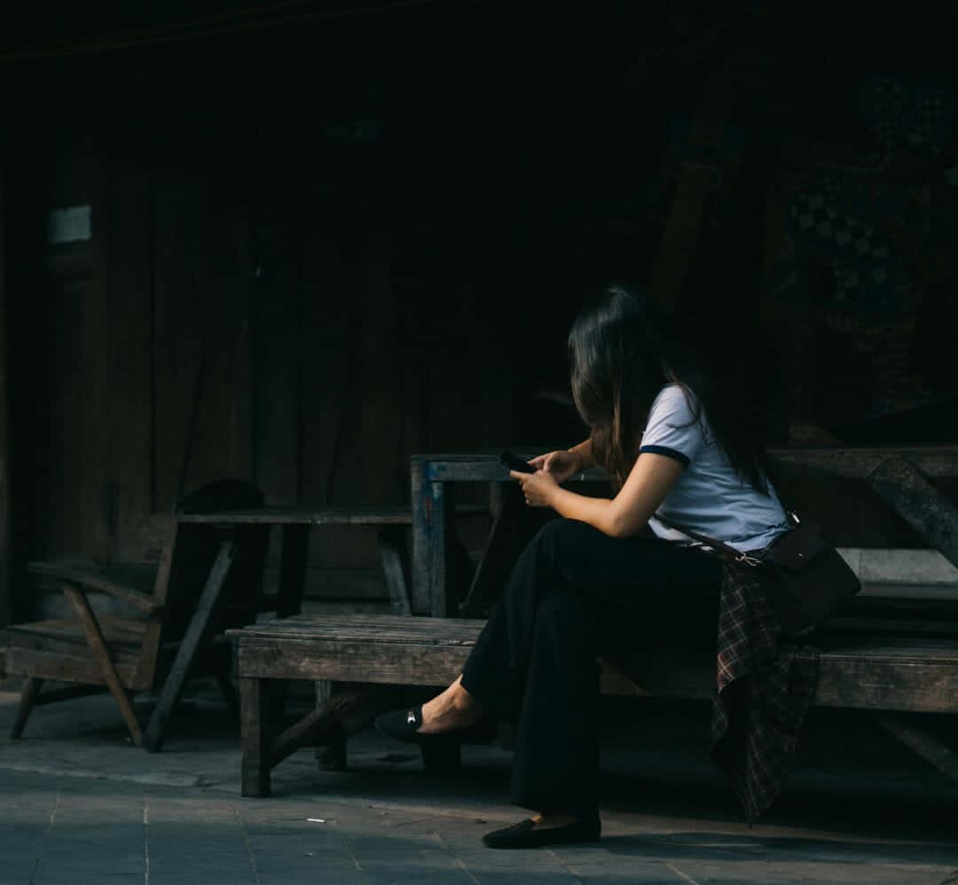 dark aesthetic, girl, sit down, SD Desktop Wallpaper