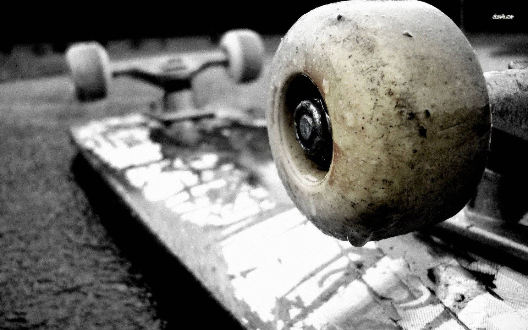 dirty wheels, skateboard wheel, graffiti-covered deck, HD Desktop Wallpaper