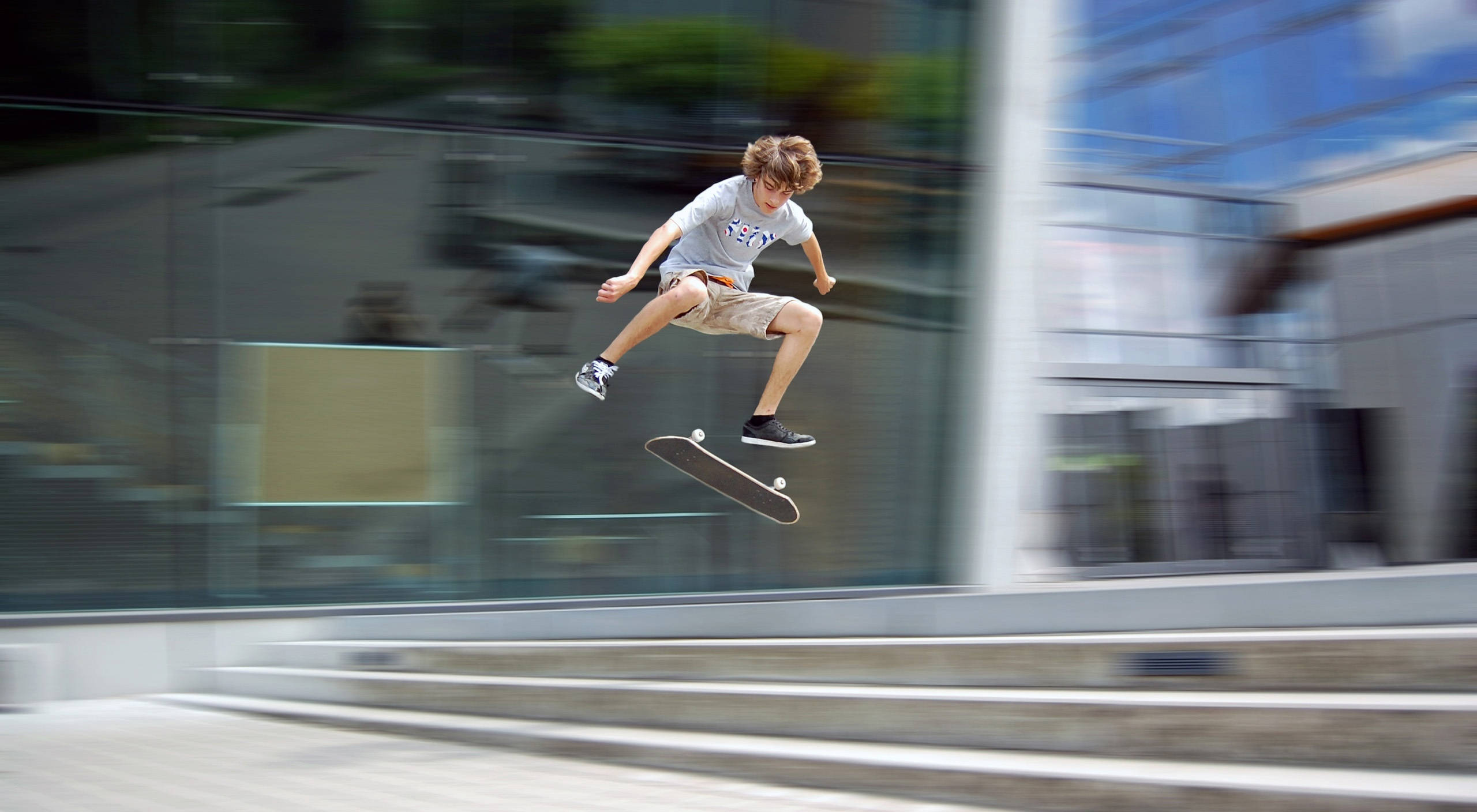girl, skateboarder, mid-air, 2K Desktop Wallpaper