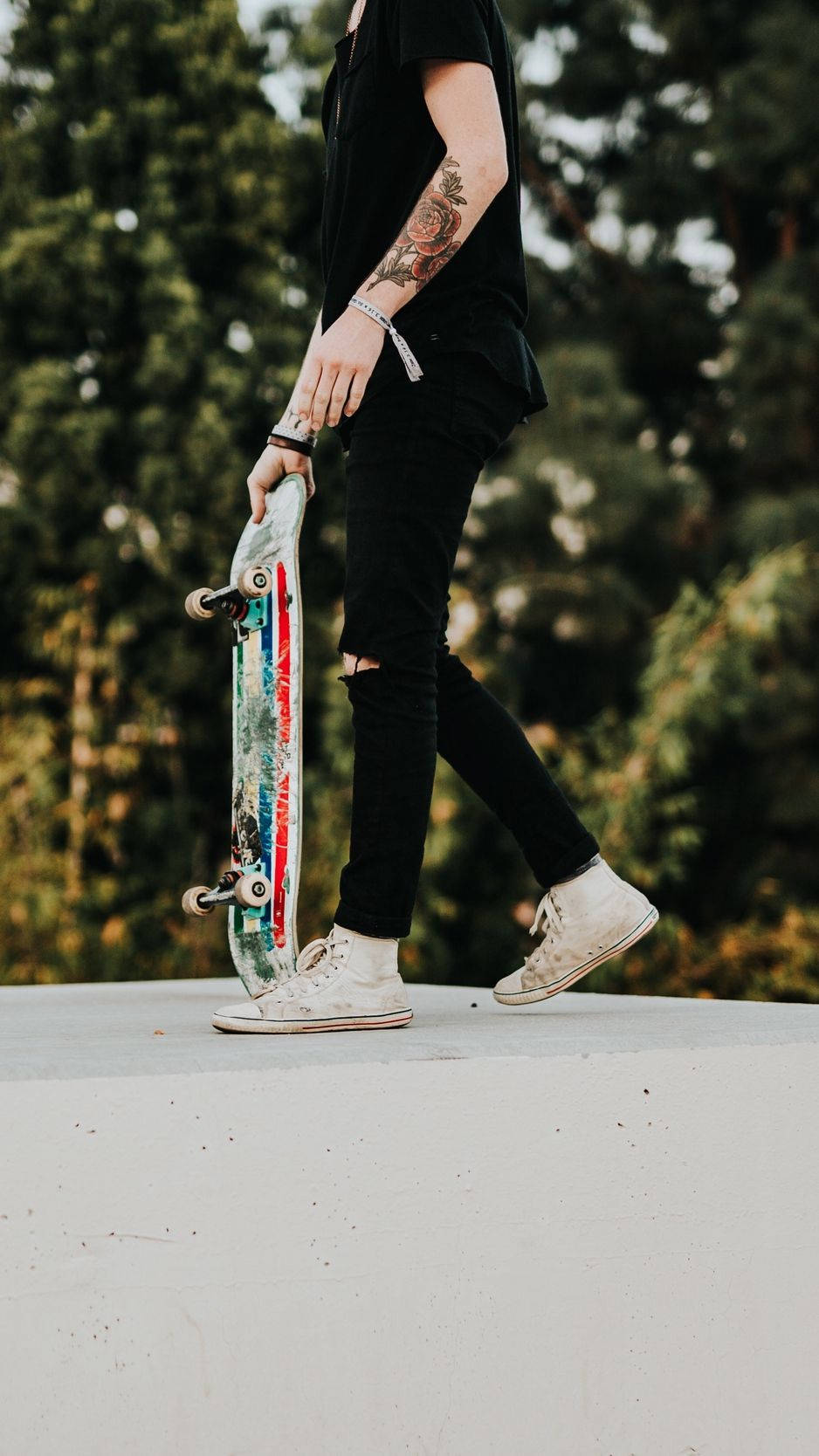Skater With Tattoo Skateboard iPhone, tattooed arm, colorful skateboard, HD Phone Wallpaper