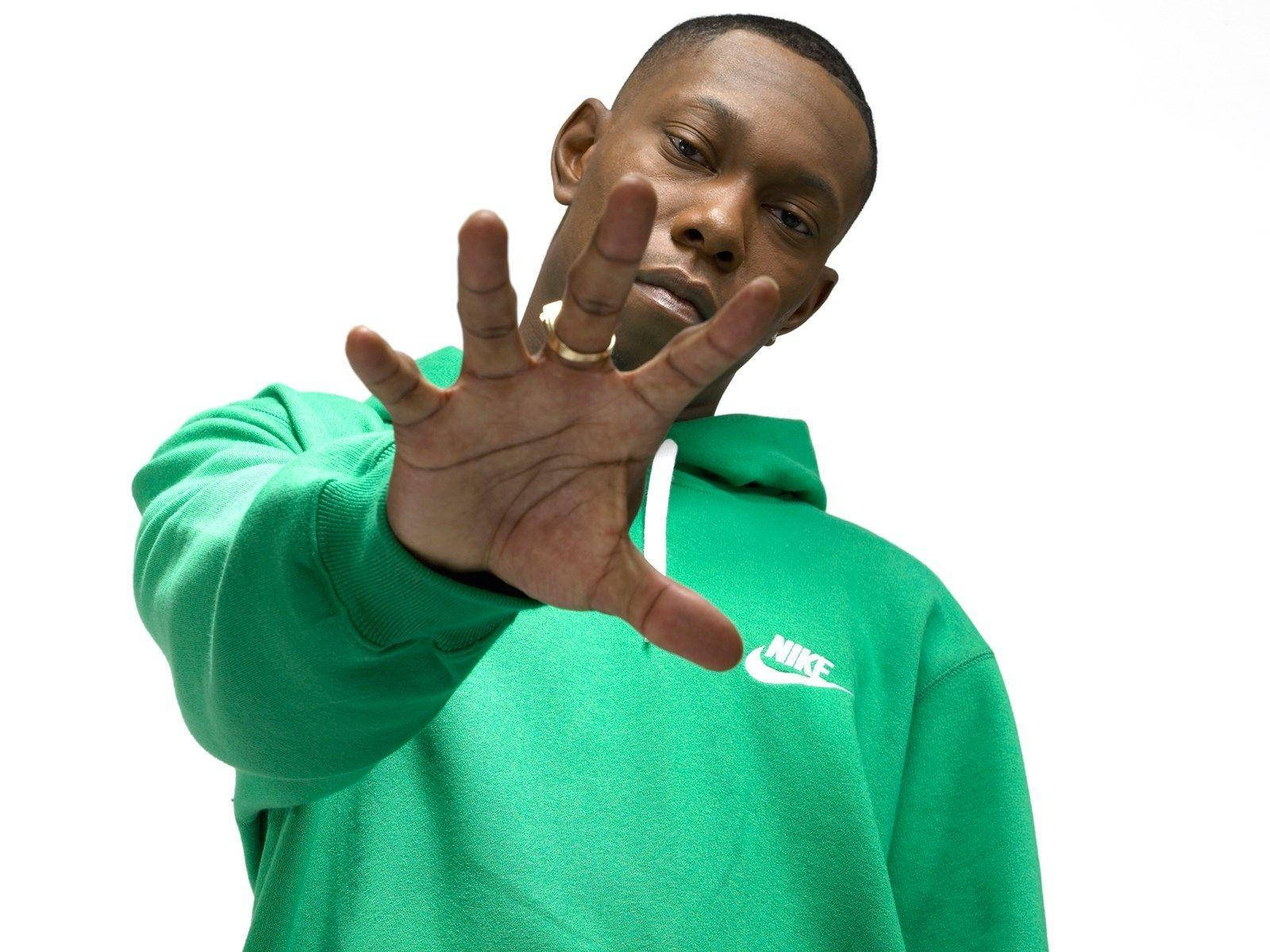 Skepta, green hoodie, hand open, HD Desktop Wallpaper