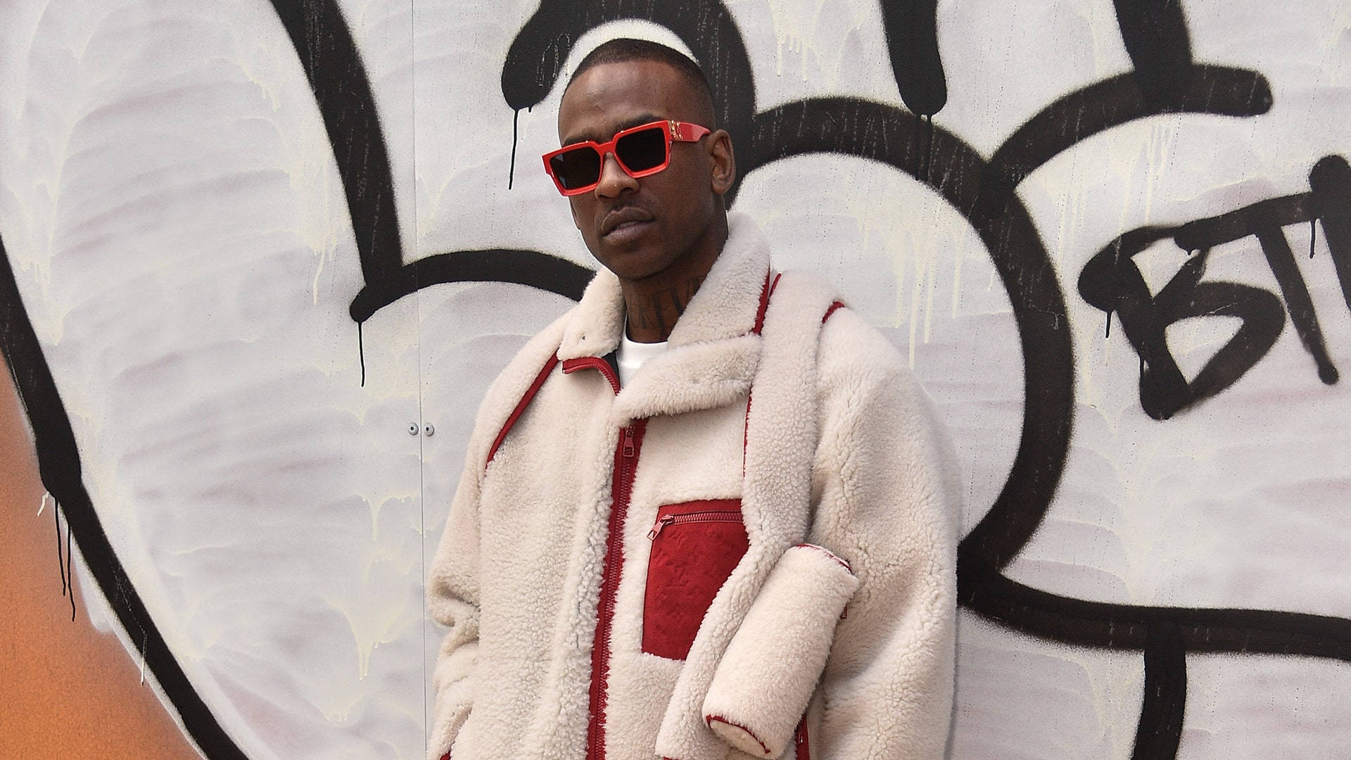 Skepta, cream shearling jacket, red accents, Full HD Desktop Wallpaper