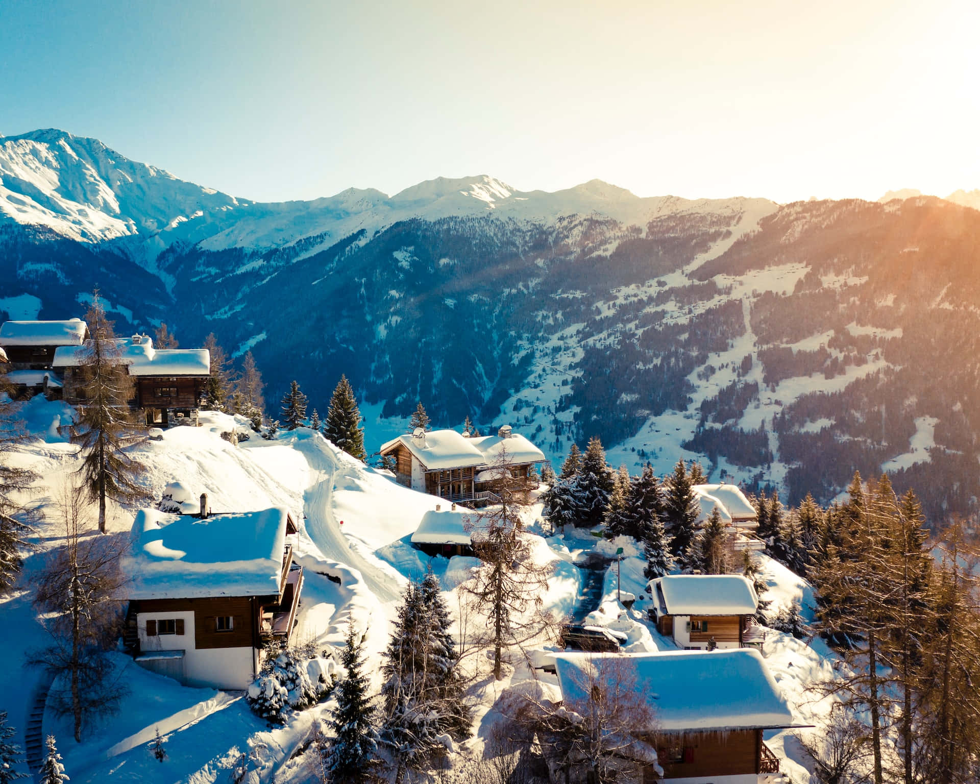 Ski Resort, alpine chalets, evergreen trees, Full HD Desktop Wallpaper