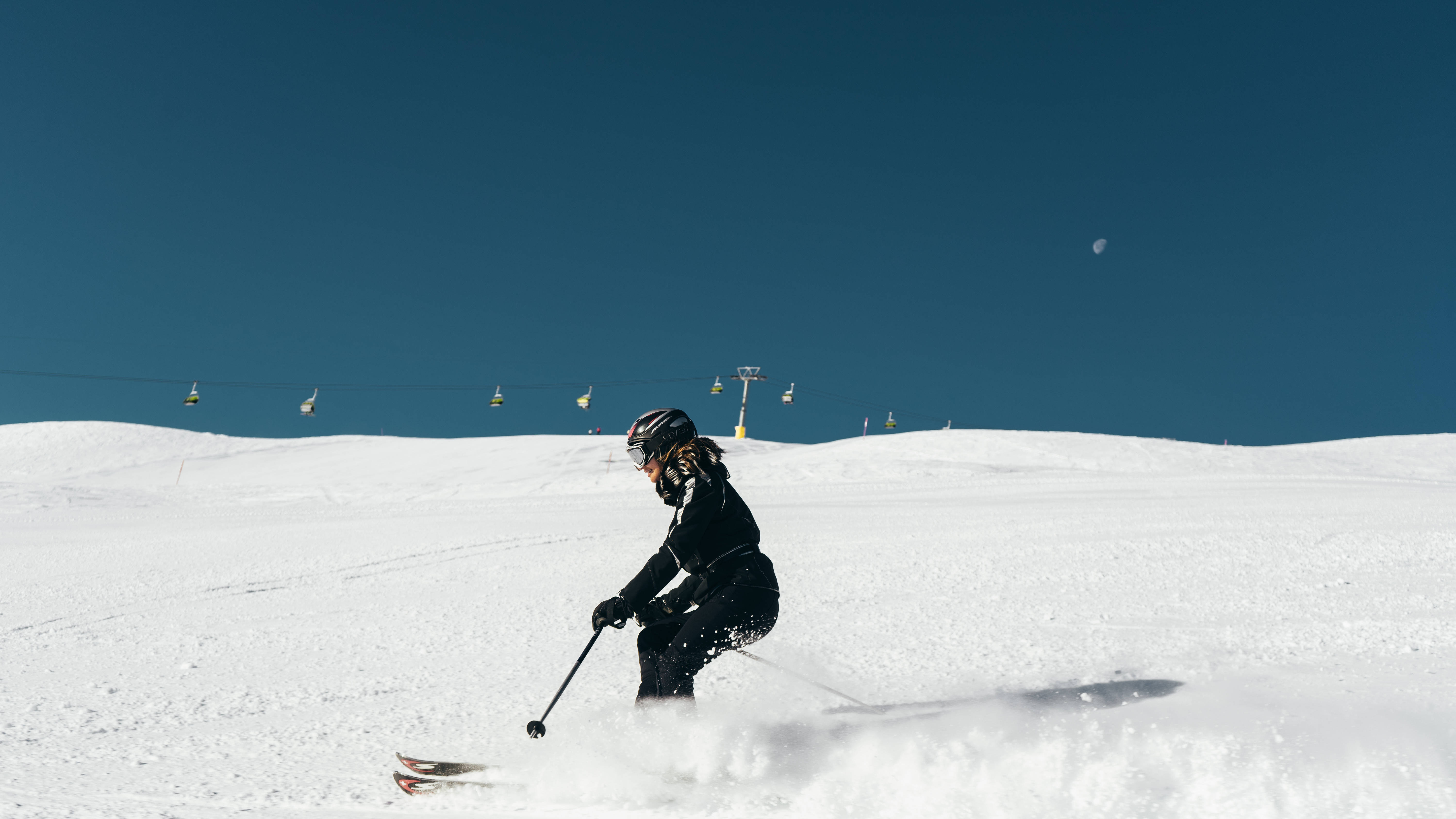Skiing, ice field, fresh powder, 5K Desktop Wallpaper