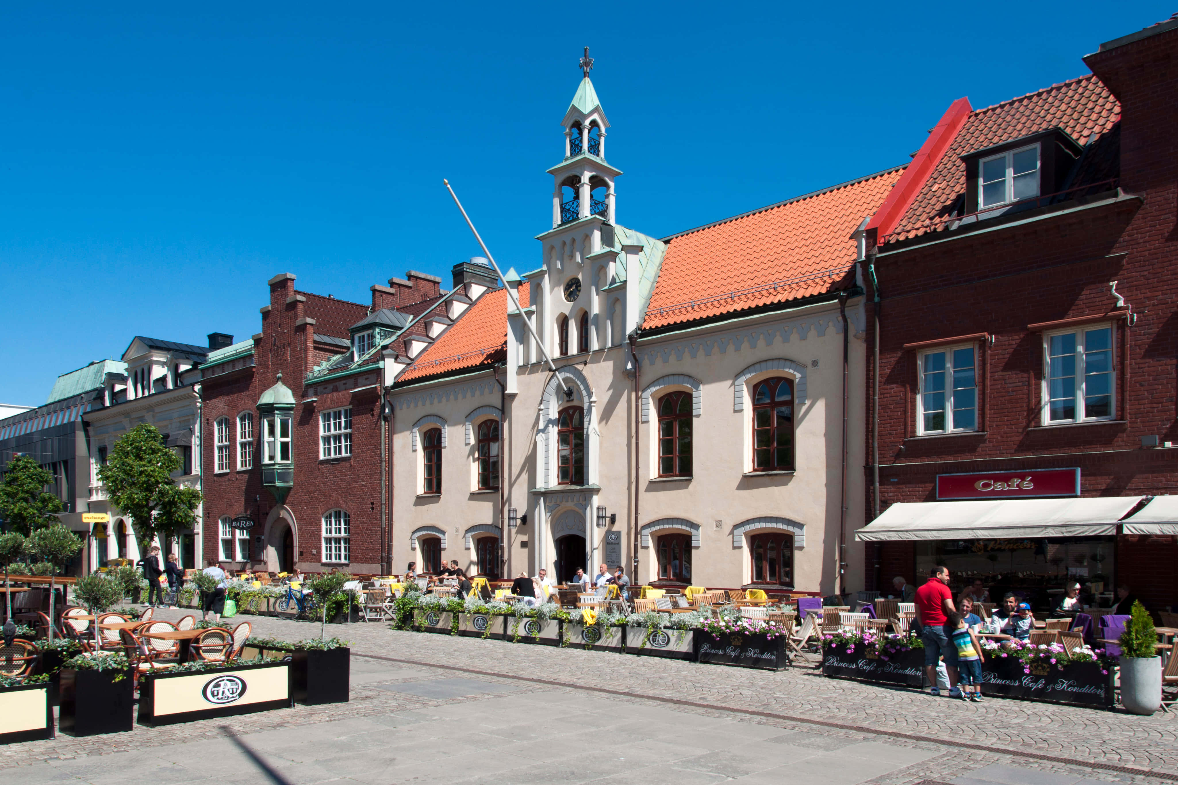 Skövde, town square, historic brick buildings, 4K Desktop Wallpaper