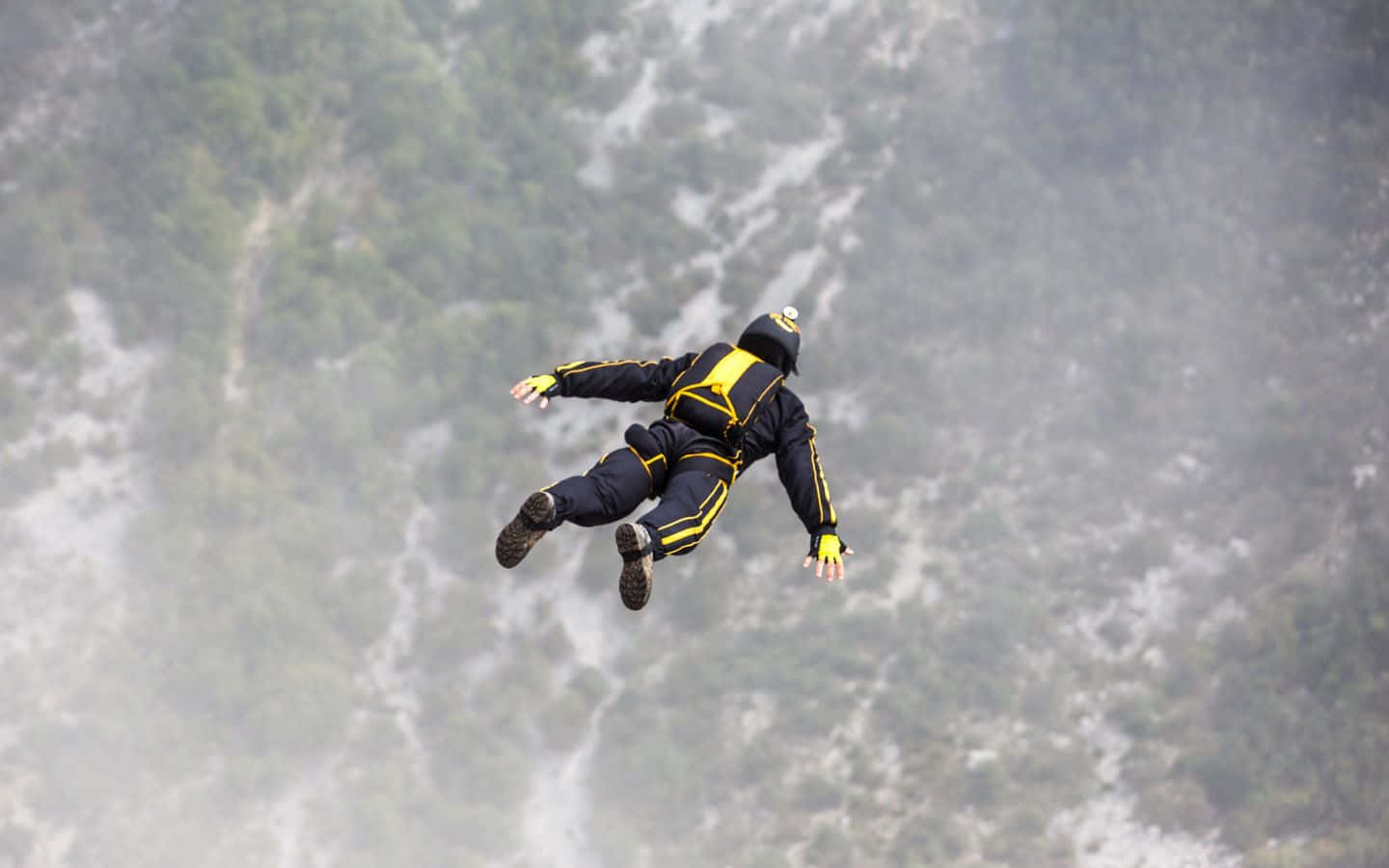 skydiver, black and yellow gear, misty air, HD Desktop Wallpaper