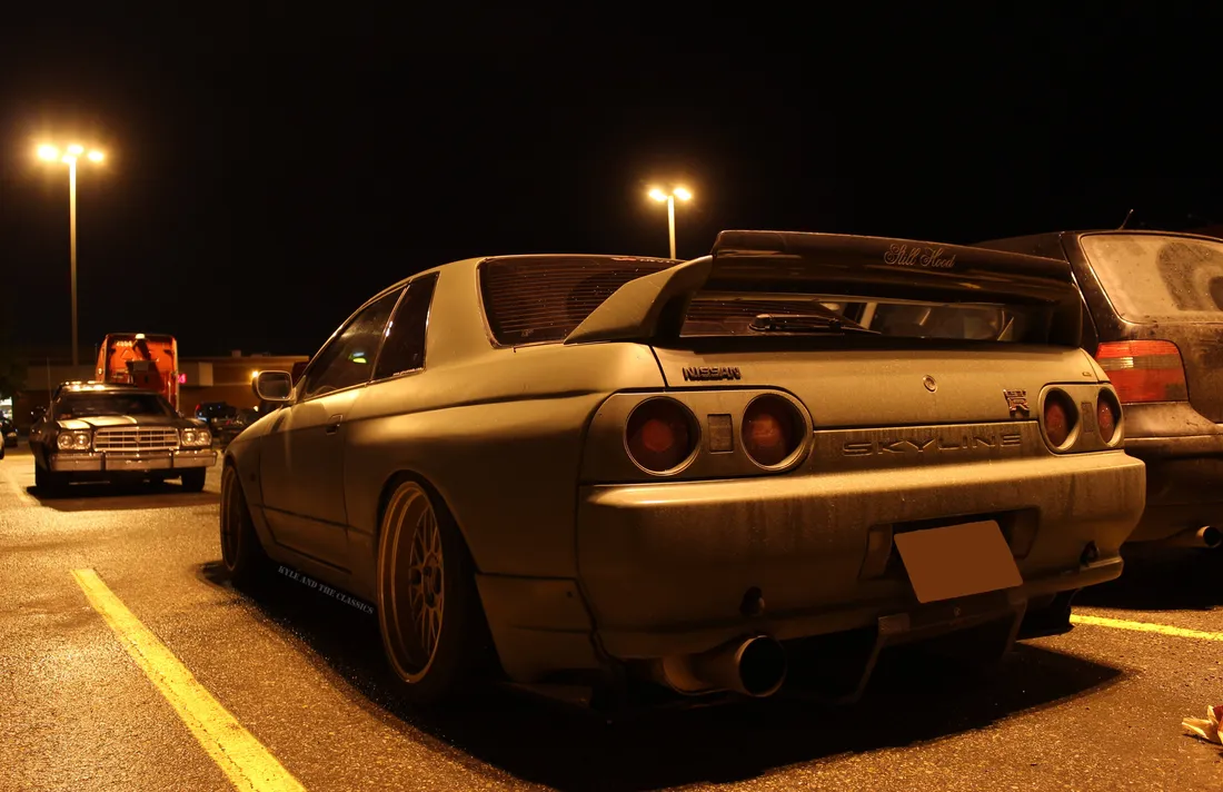 Skyline R32