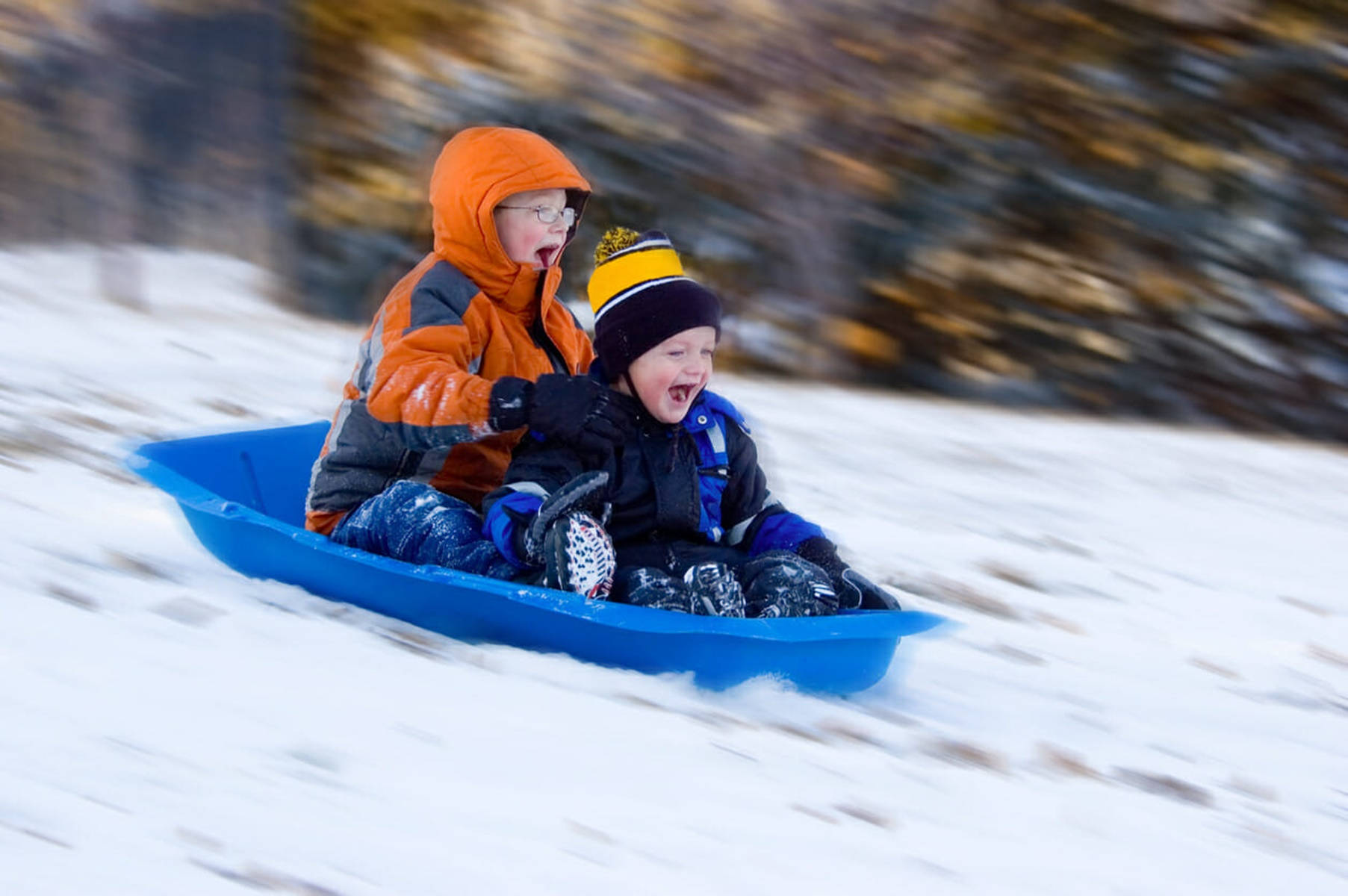 blue sled, snowy hill, children, HD Desktop Wallpaper