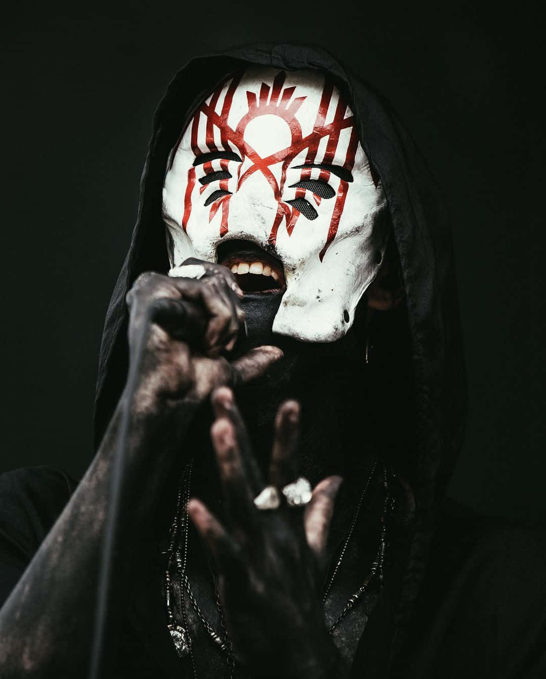 white and red painted face, black hood, screams into a microphone, HD Phone Wallpaper