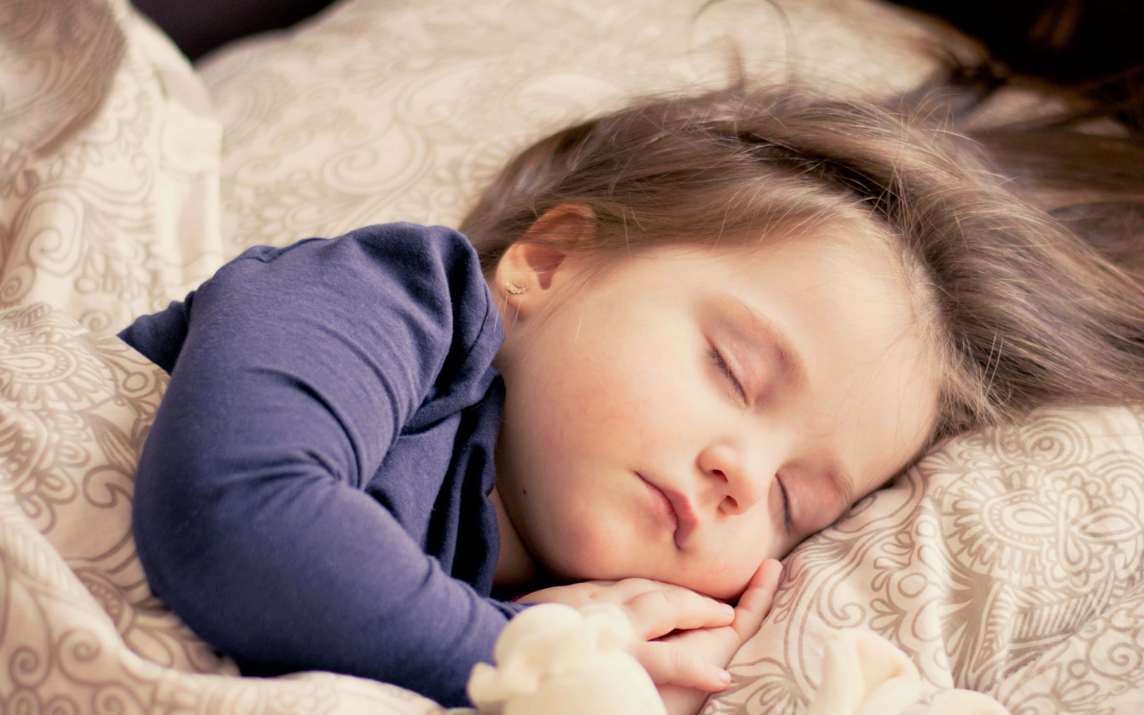 baby, patterned bedspread, soft toy, 4K Desktop Wallpaper