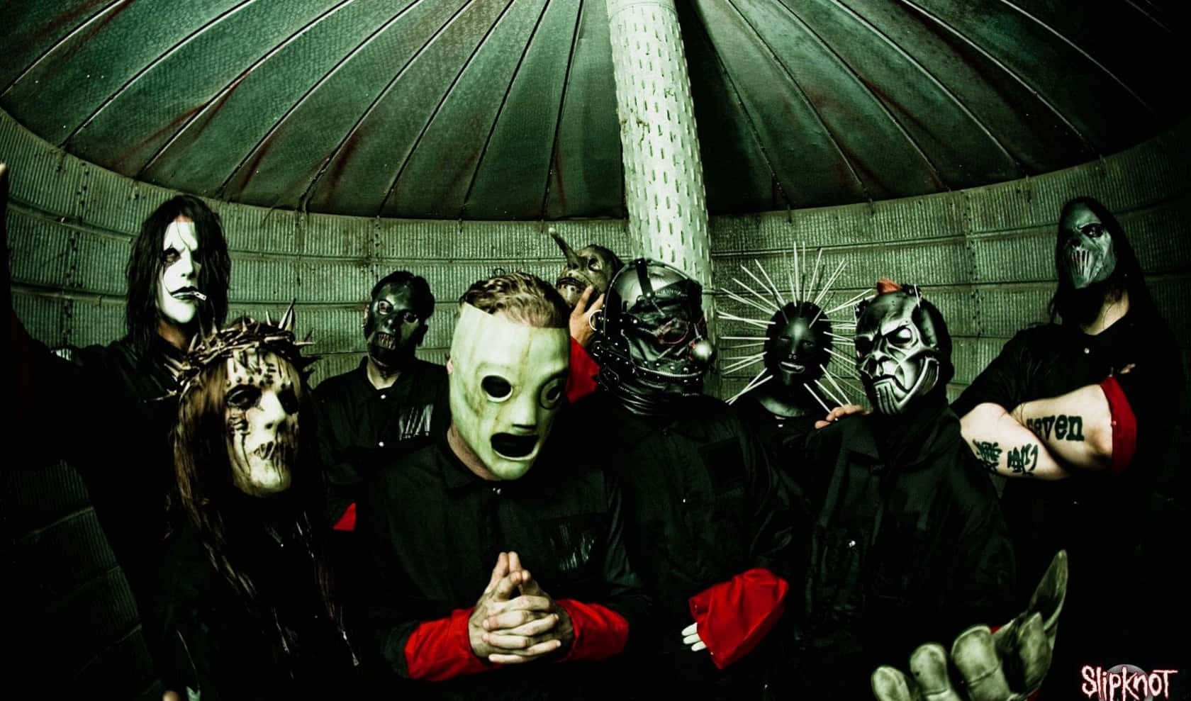 Slipknot, grotesque masks, domed metal ceiling, HD Desktop Wallpaper