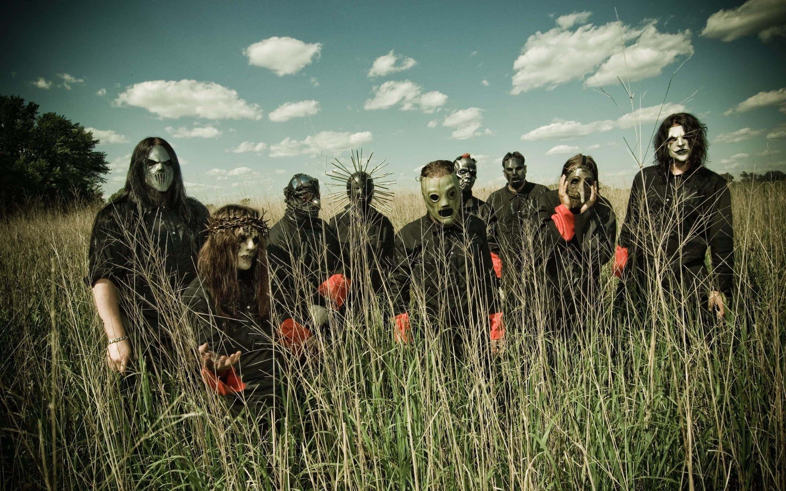 Slipknot, masked figures, black clothing, 2K Desktop Wallpaper