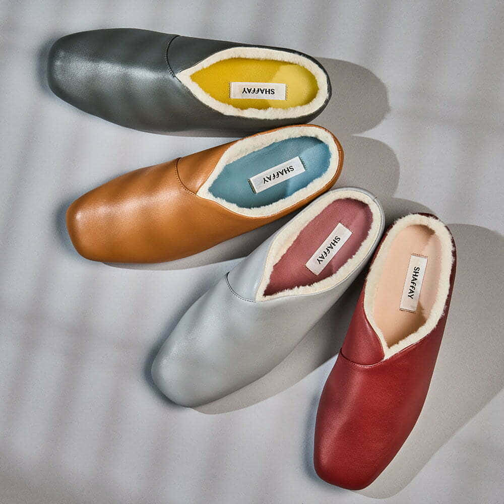 assorted leather slippers collection, gray tan, light gray, SD Desktop Wallpaper