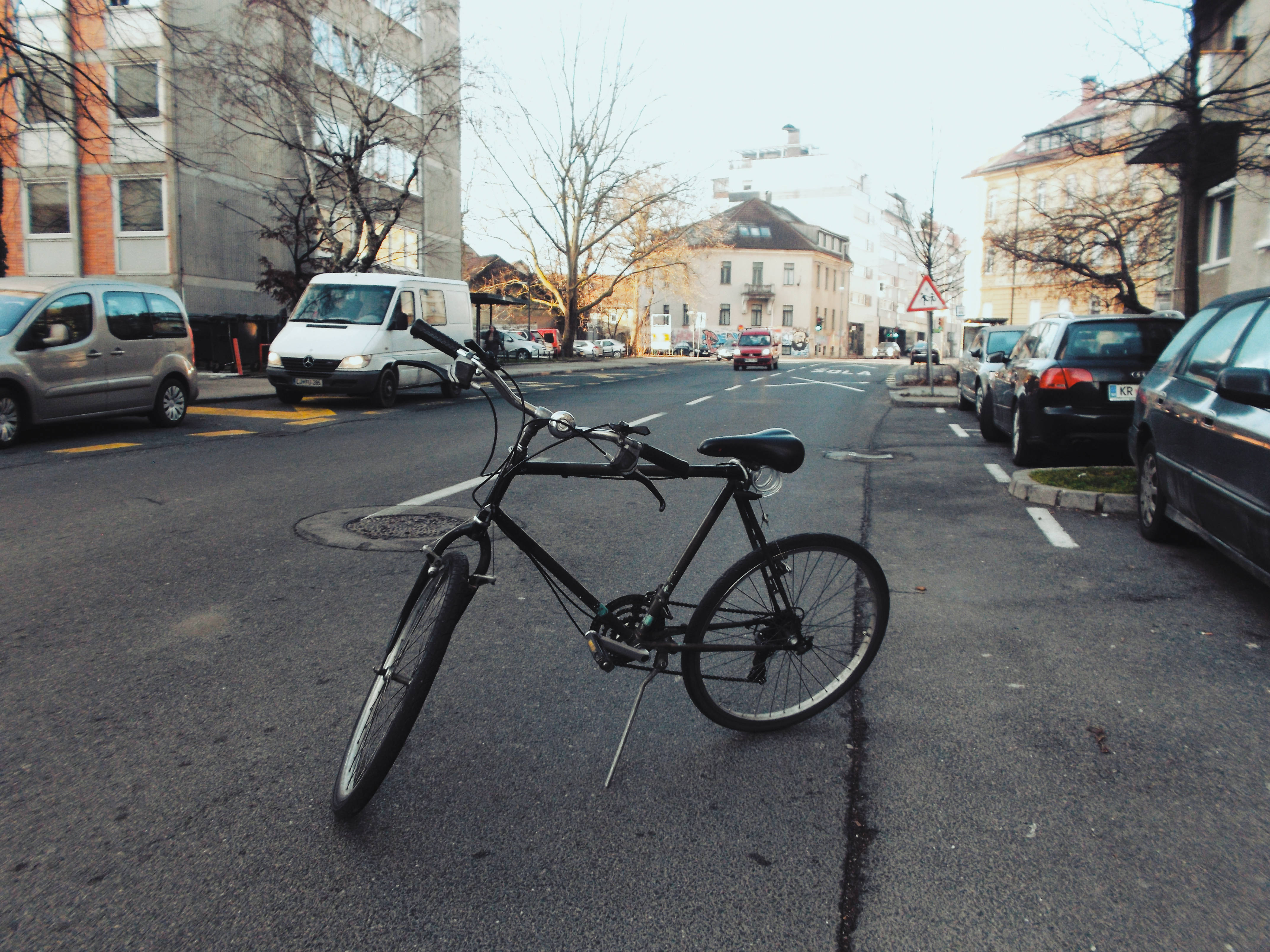 Slovenia, bicycle, city street, 4K Desktop Wallpaper