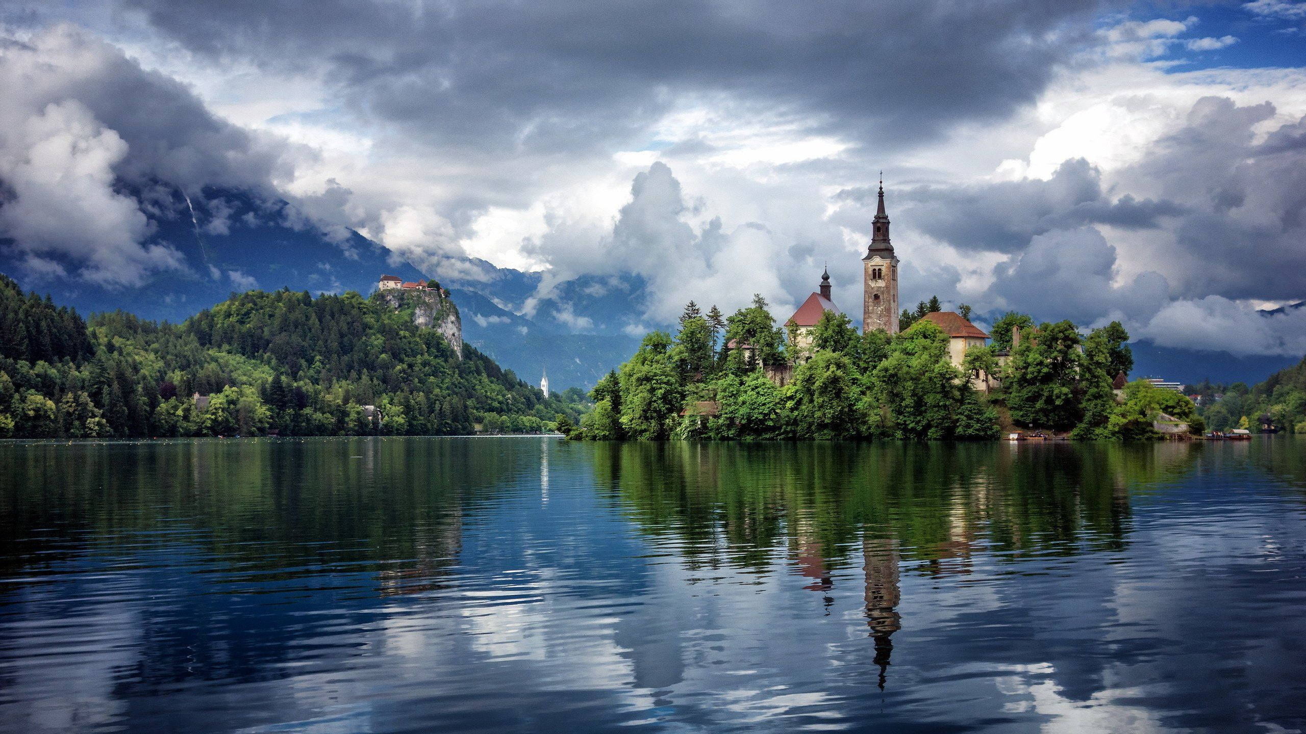 Slovenia, historic church, lush island, 2K Desktop Wallpaper