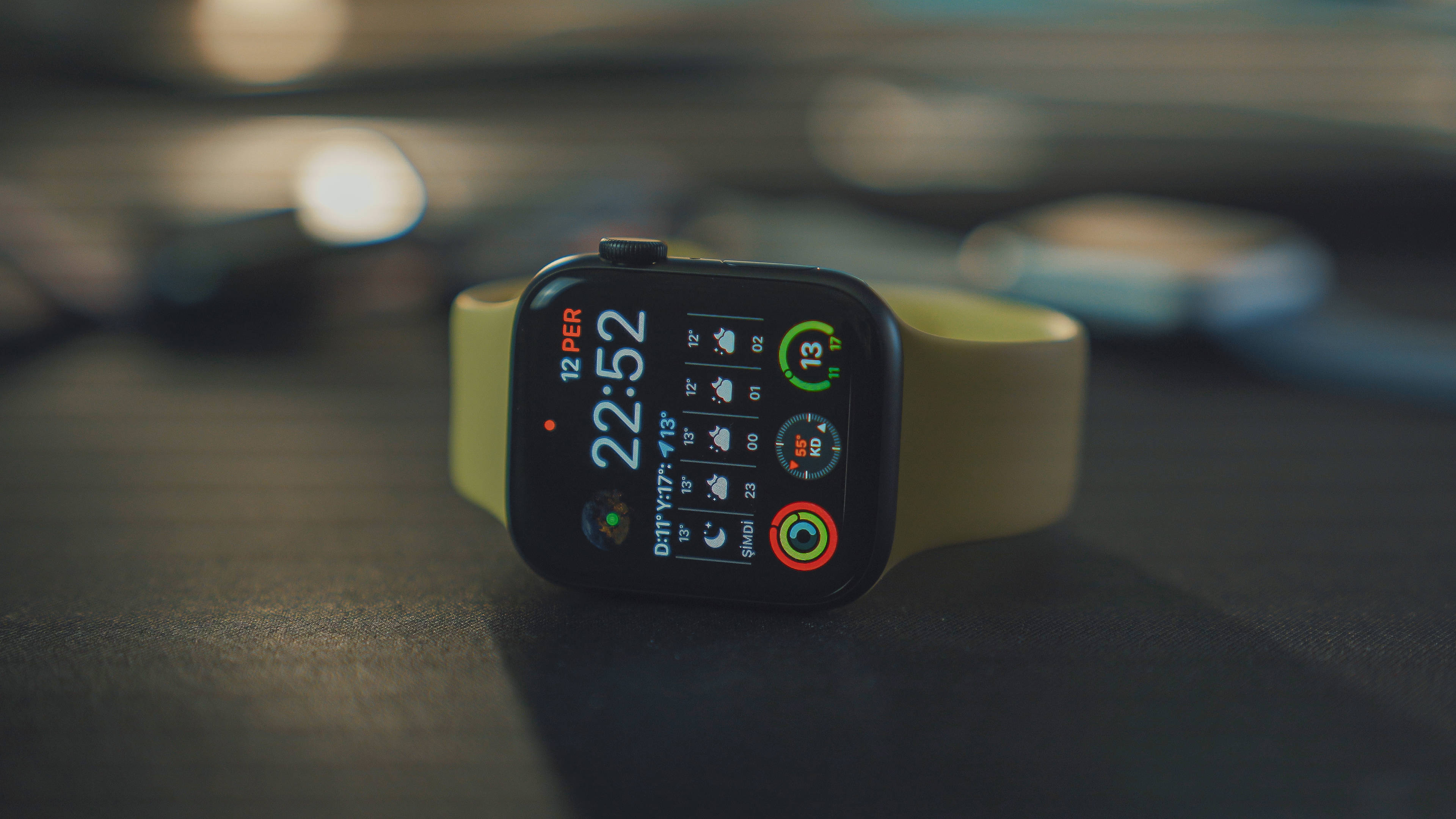 smartwatch, lemon wristband, lime green band, 4K Desktop Wallpaper