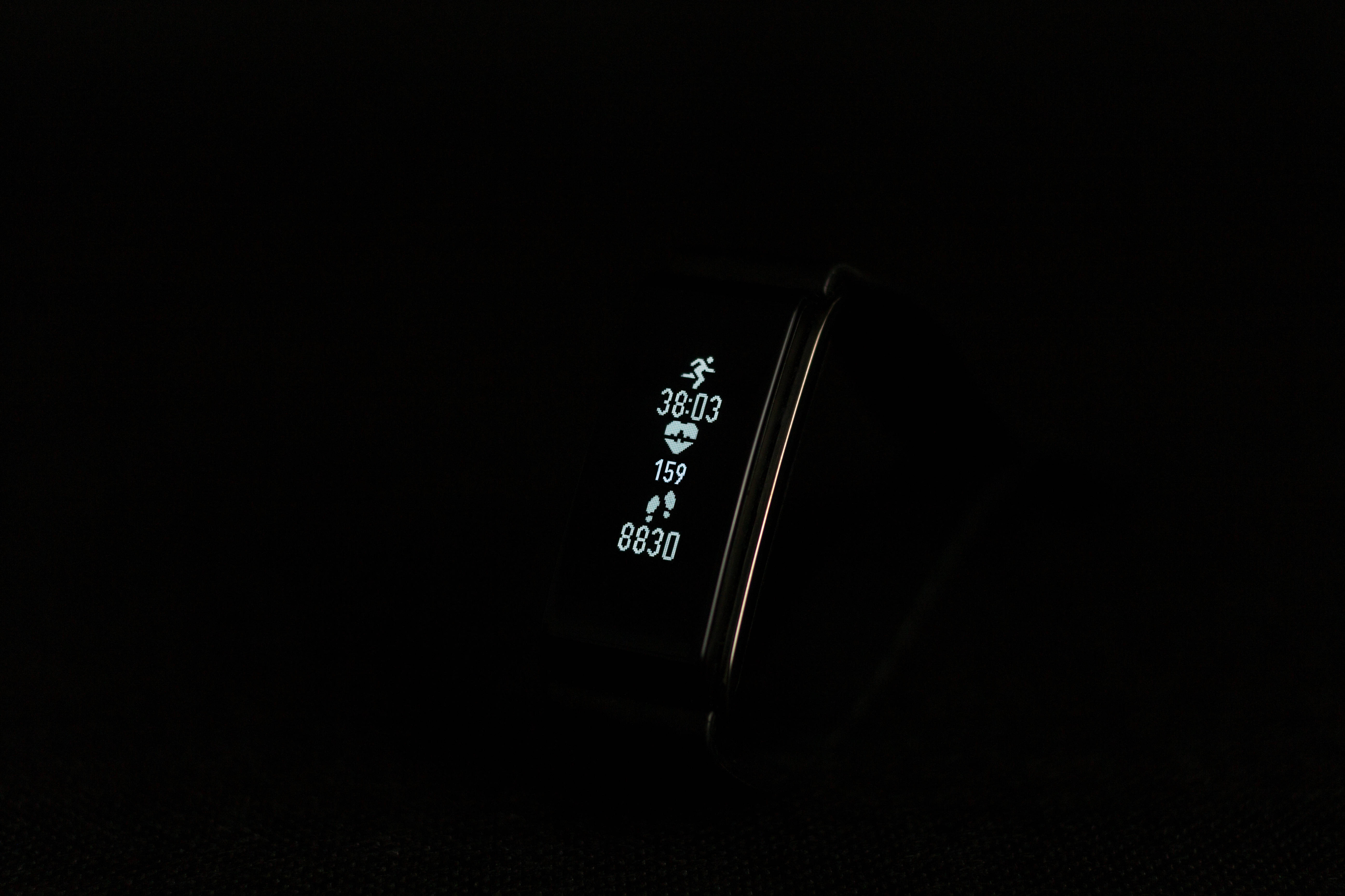 smartwatch, fitness tracker, 38 minutes 3 seconds, 5K Desktop Wallpaper