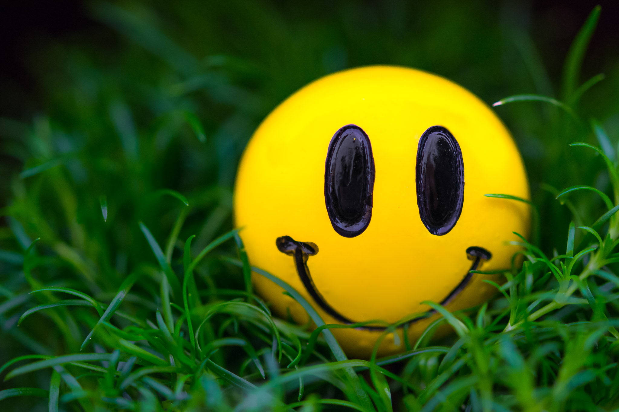 Happy Emoji, yellow, smiley face ball, Full HD Desktop Wallpaper