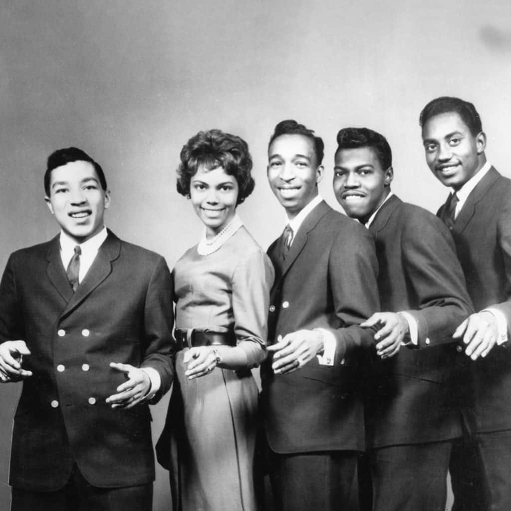 Smokey Robinson And The Miracles, 1950s formal wear, five smiling people, SD Desktop Wallpaper
