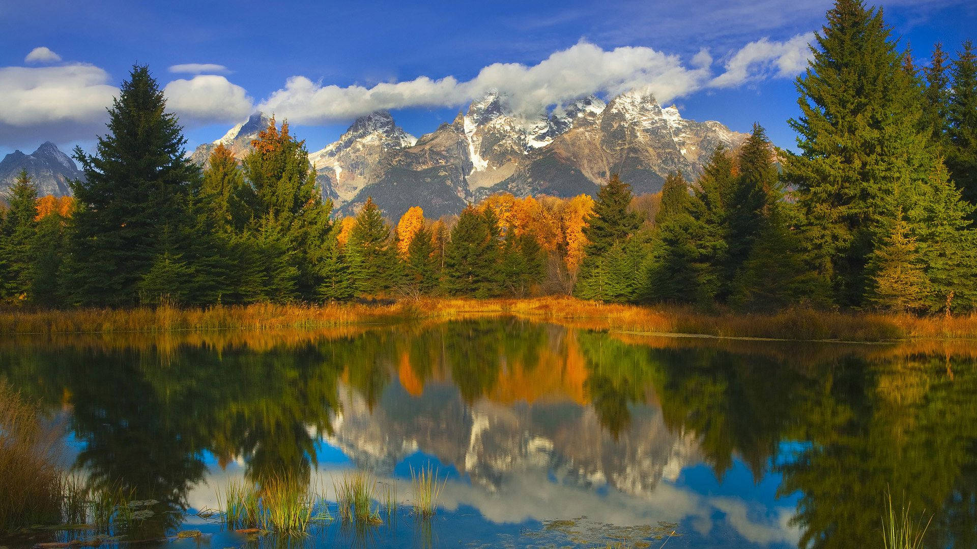 Smoky Mountains, lake, autumn trees, Full HD Desktop Wallpaper