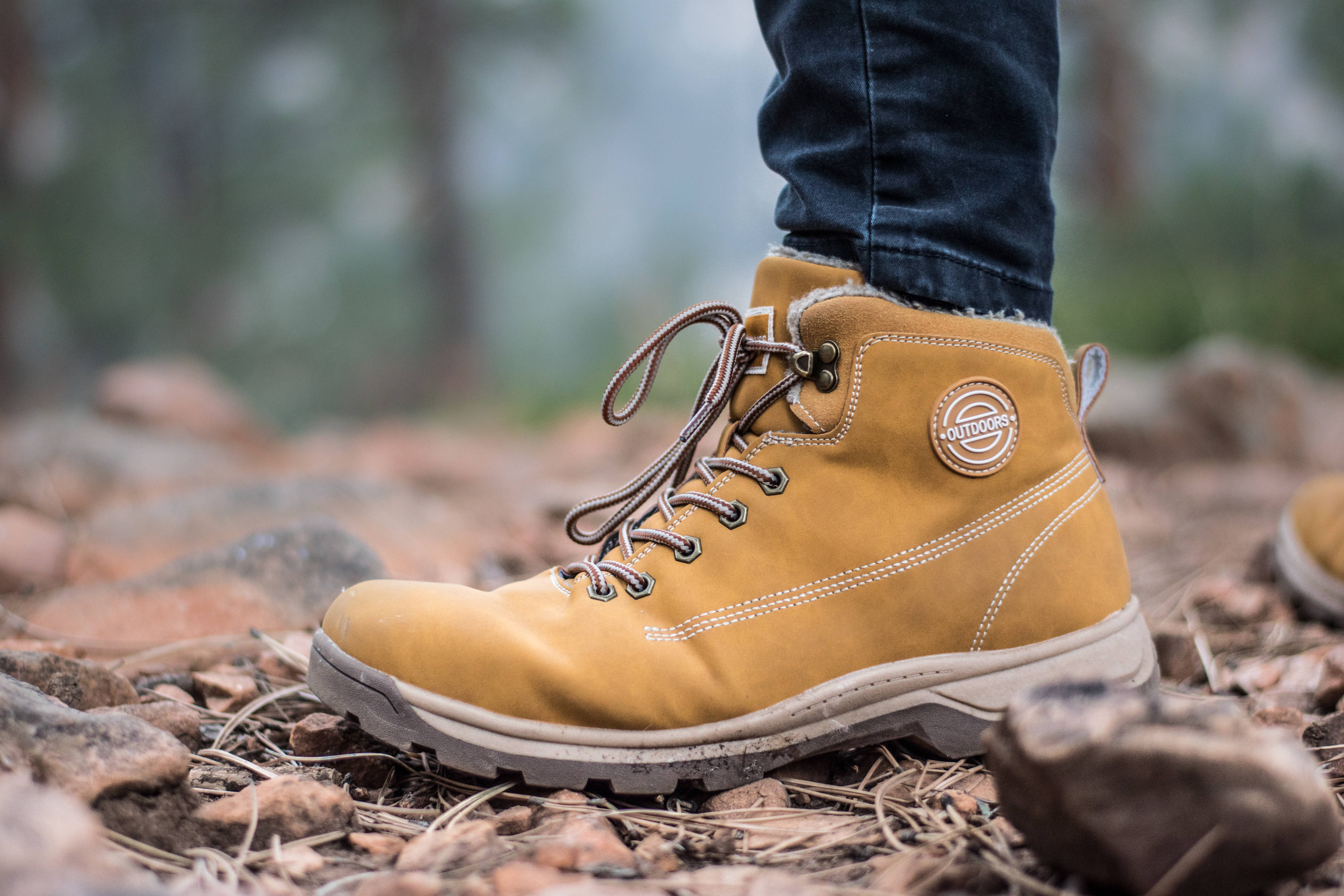 sneaker outdoor boot, tan, hiking boot, 4K Desktop Wallpaper