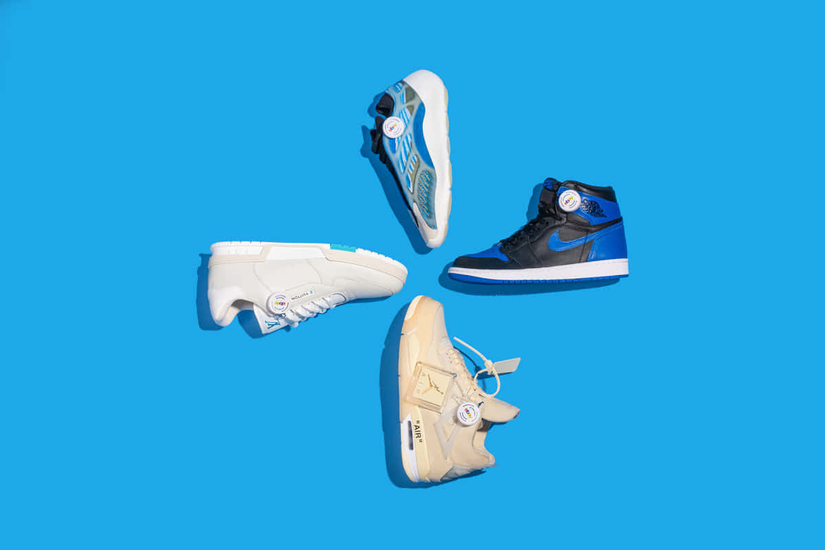 Sneakerhead, white beige, blue, SD Desktop Wallpaper