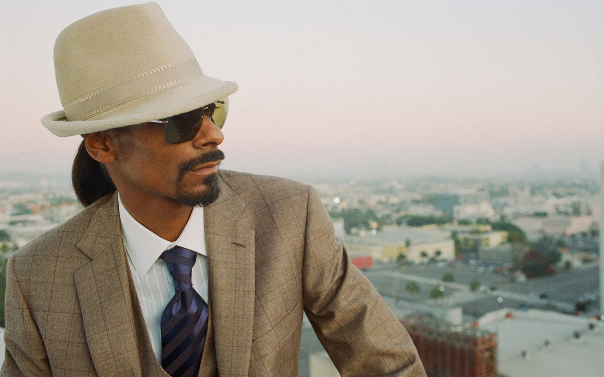Snoop Dogg, beige fedora, suit, Full HD Desktop Wallpaper