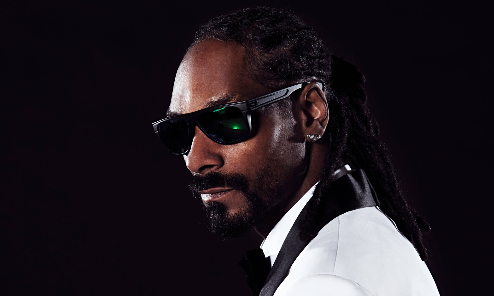 Snoop Dogg, white tuxedo, sleek black sunglasses, Full HD Desktop Wallpaper