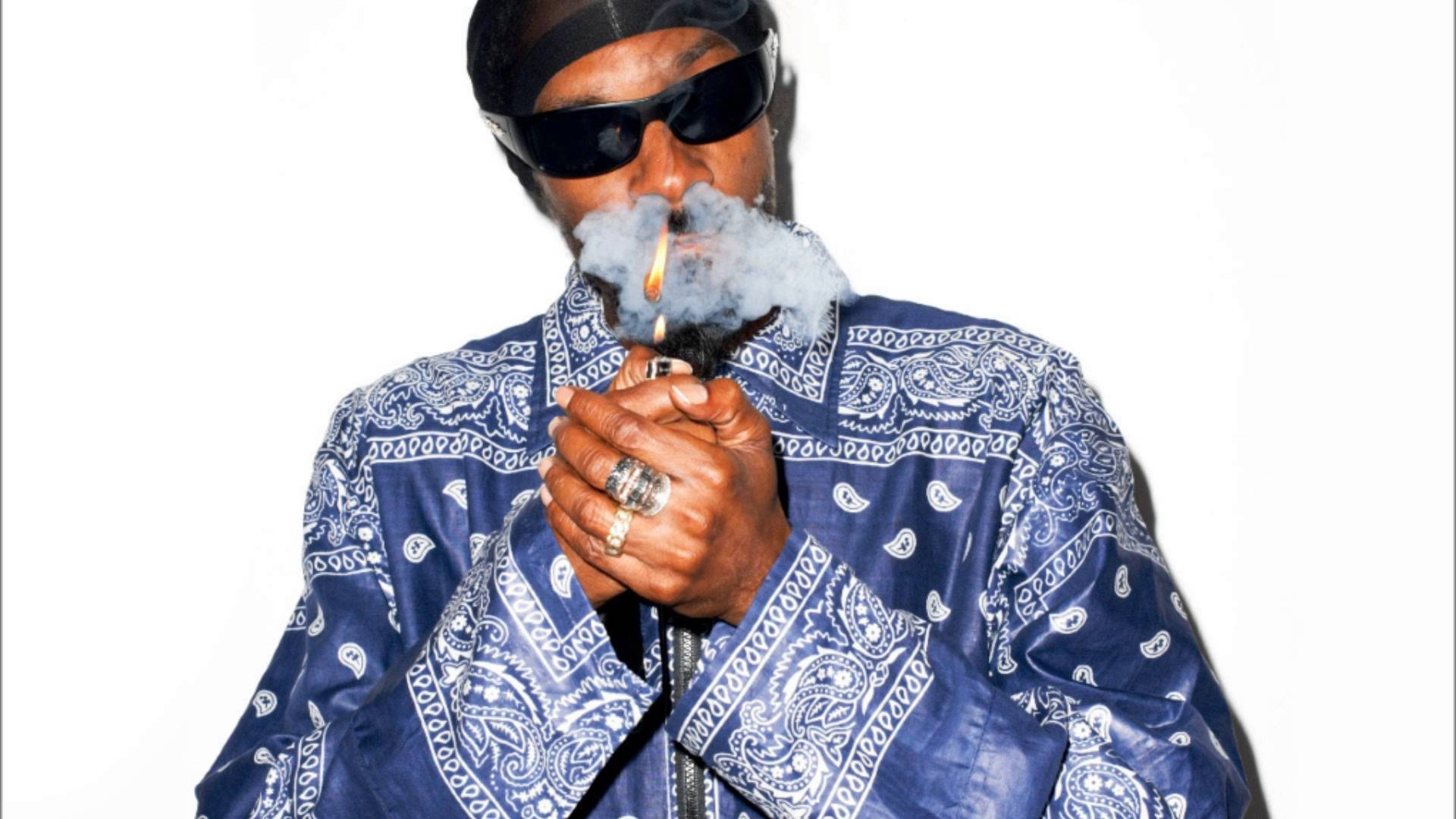 Snoop Dogg, blue paisley jacket, lit joint, Full HD Desktop Wallpaper