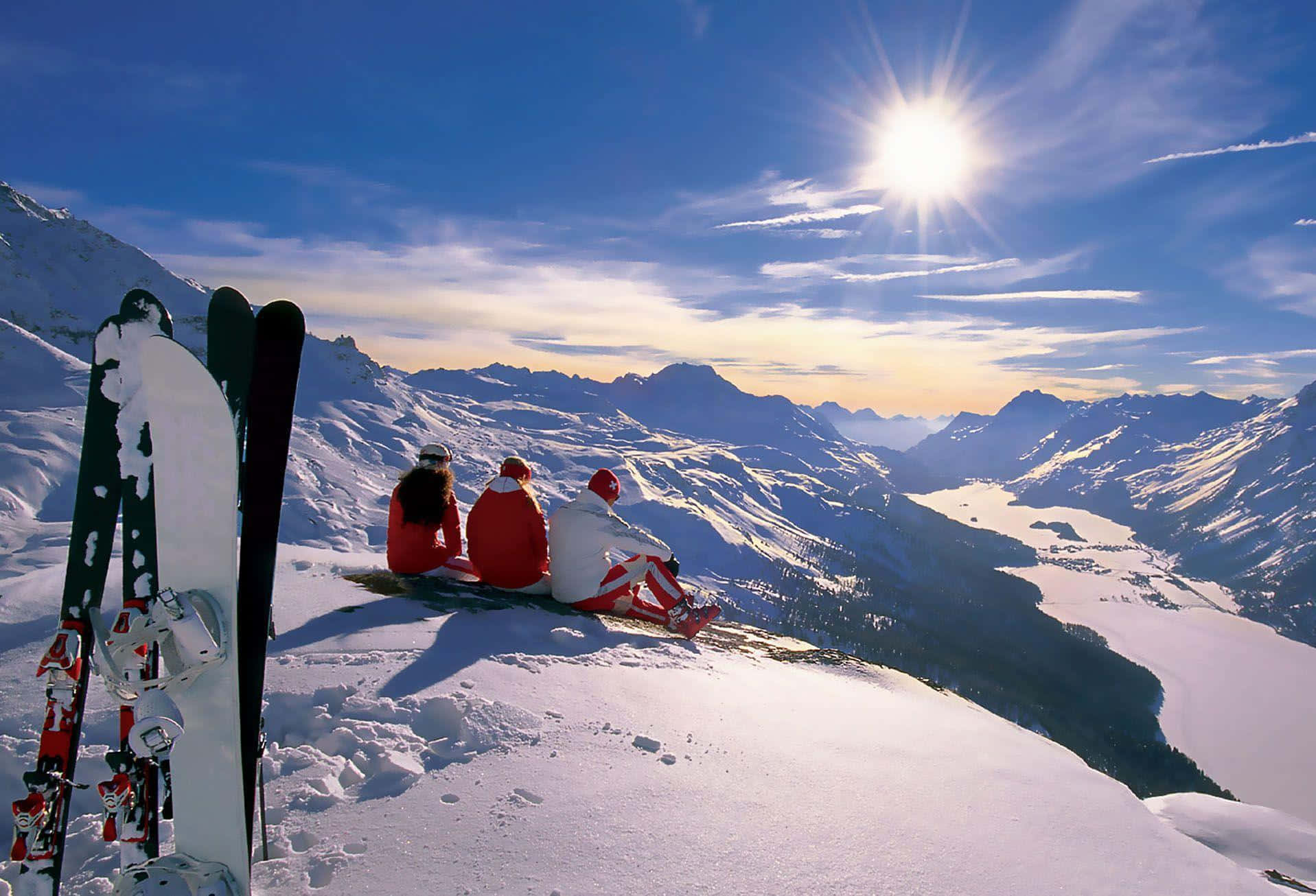 red jackets, snowy mountain peak, sun shine brightly, HD Desktop Wallpaper