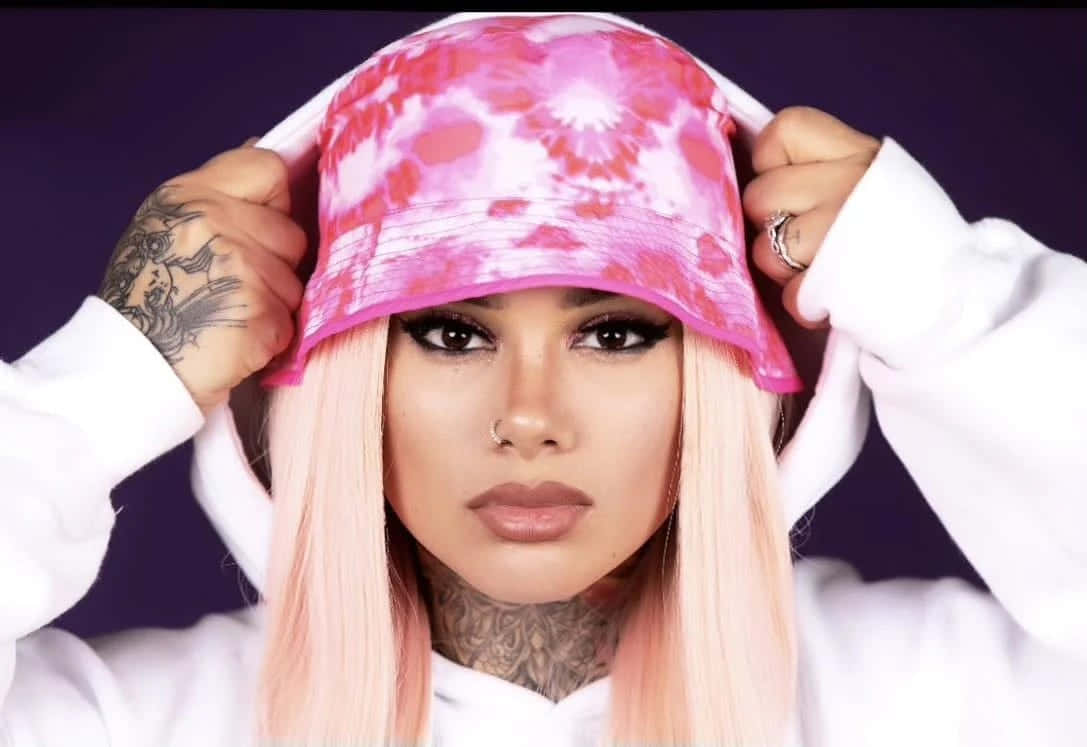 Snow Tha Product, pink bucket hat, vibrant pink tie-dye, SD Desktop Wallpaper