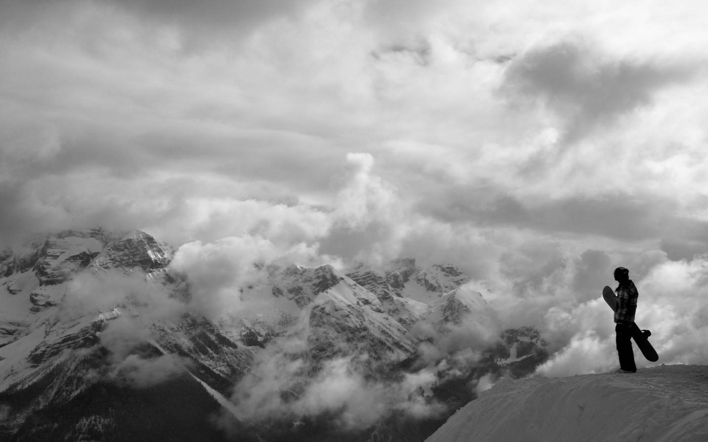 snowboarder, snowy peak, mountain range, HD Desktop Wallpaper