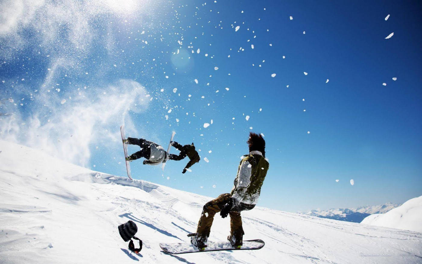 snowboarders, bright blue sky, snow spraying, HD Desktop Wallpaper