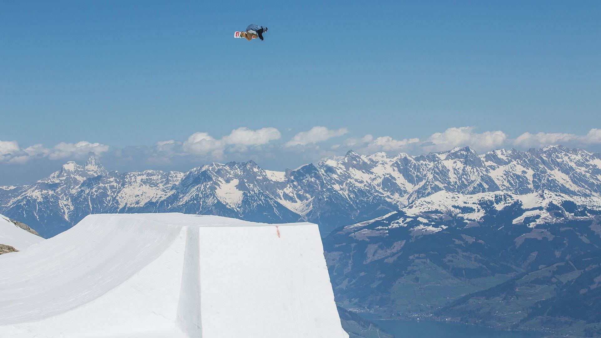 snowboarder, clear blue skies, snow-covered mountain jump, Full HD Desktop Wallpaper