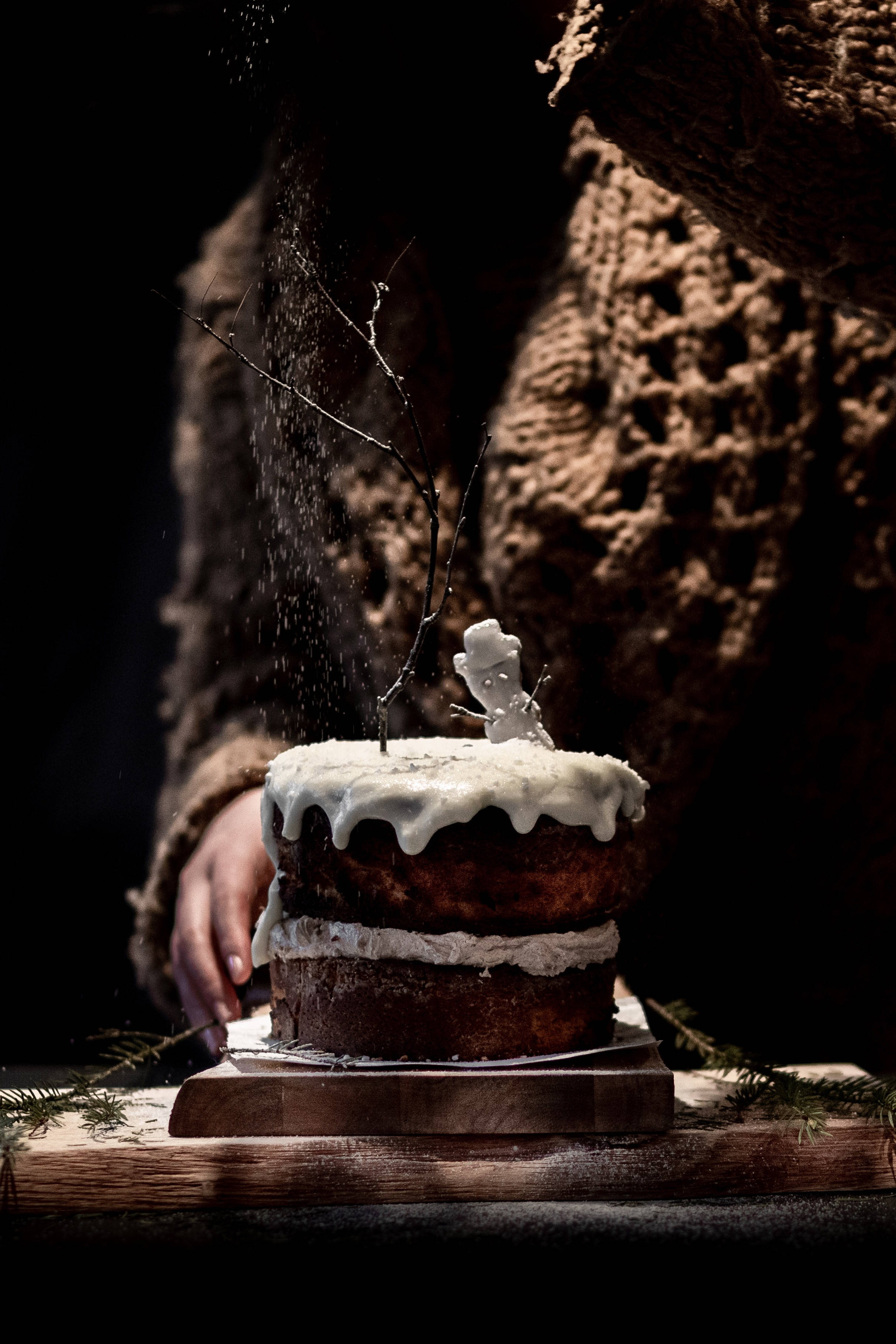 snowman cake decoration, rustic two-tiered cake, snowman, 2K Phone Wallpaper
