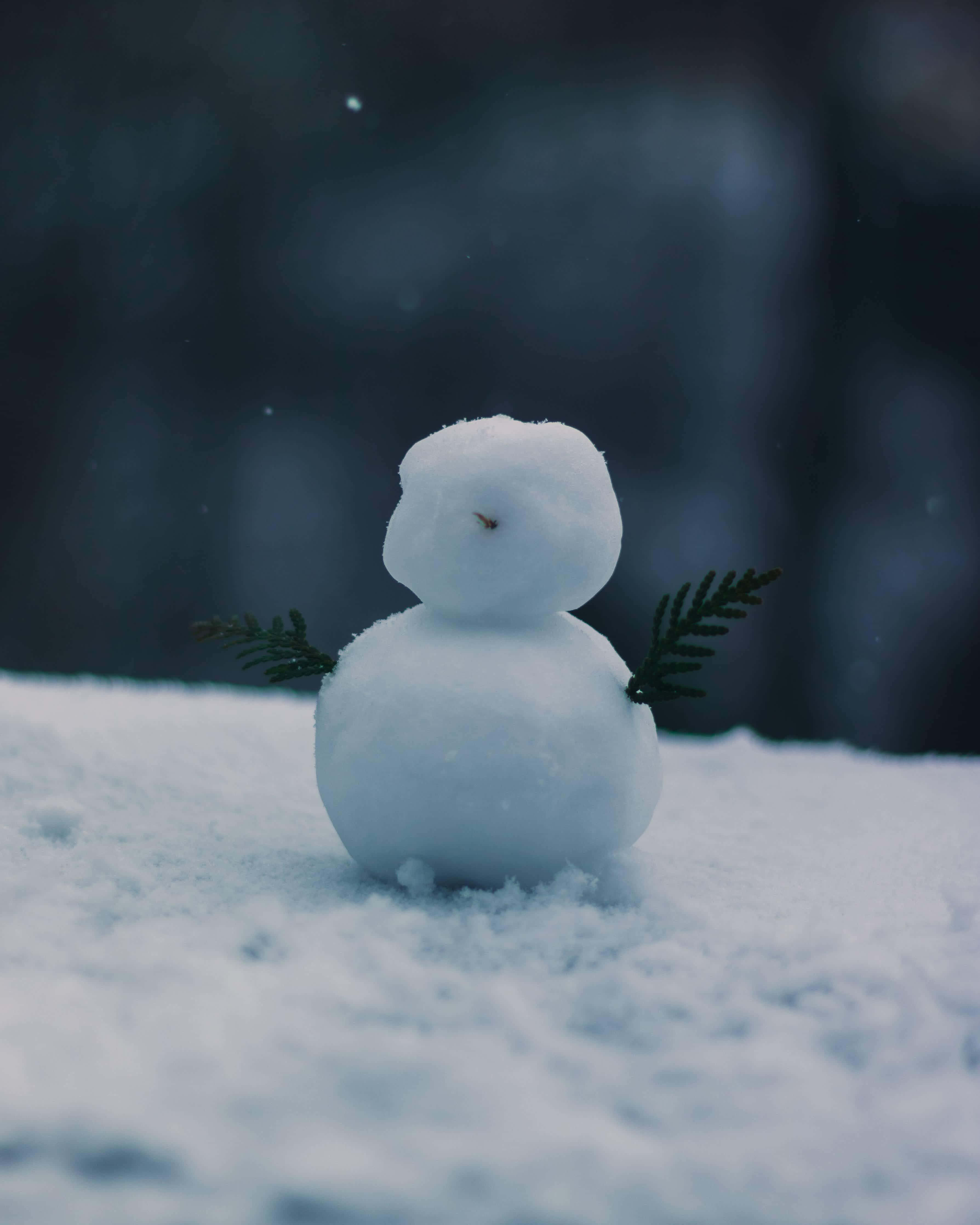 minimalist snowman, winter scene, snowy field, 4K Phone Wallpaper