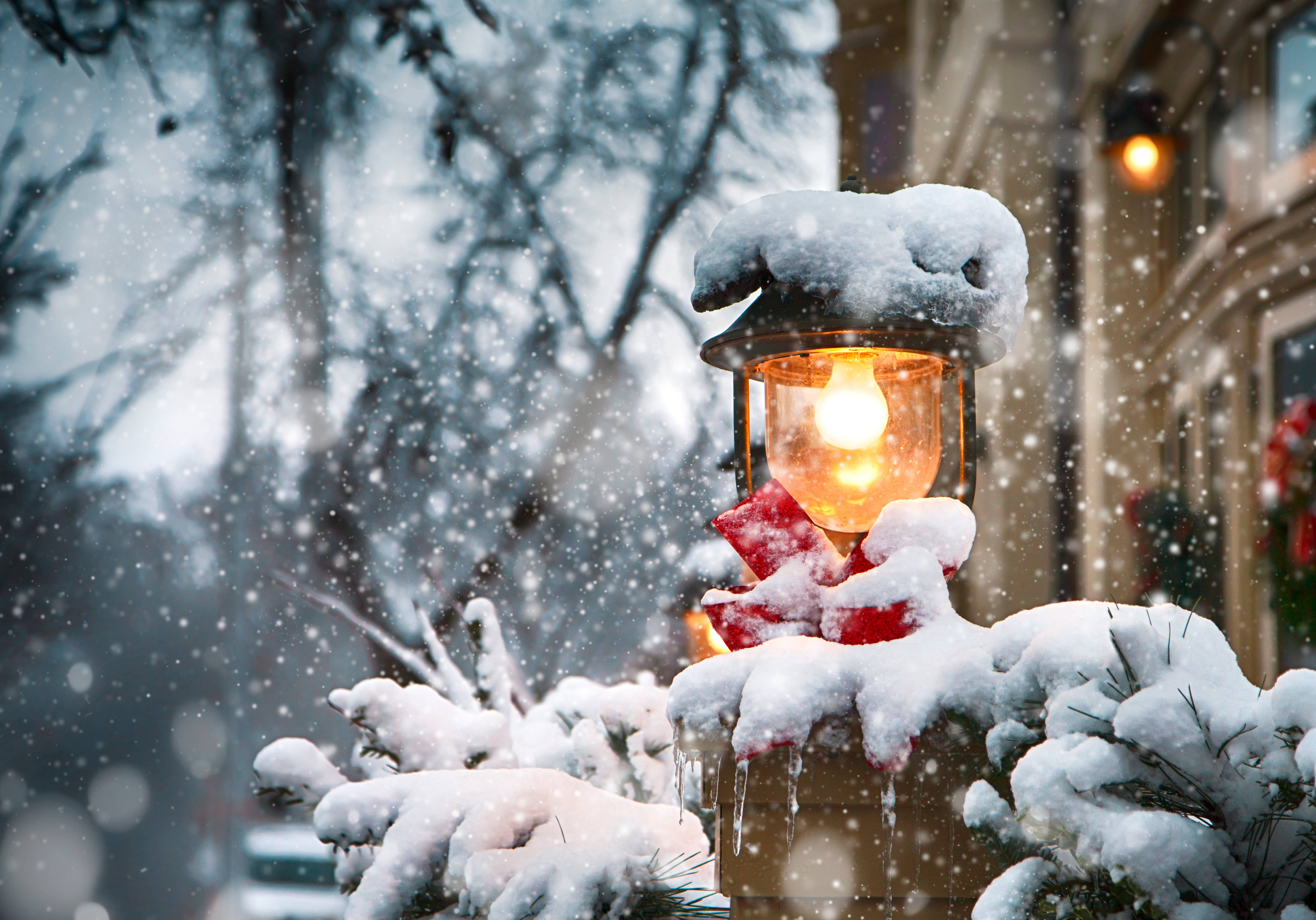 Snowy Christmas, lantern, snowy urban street, 5K Desktop Wallpaper
