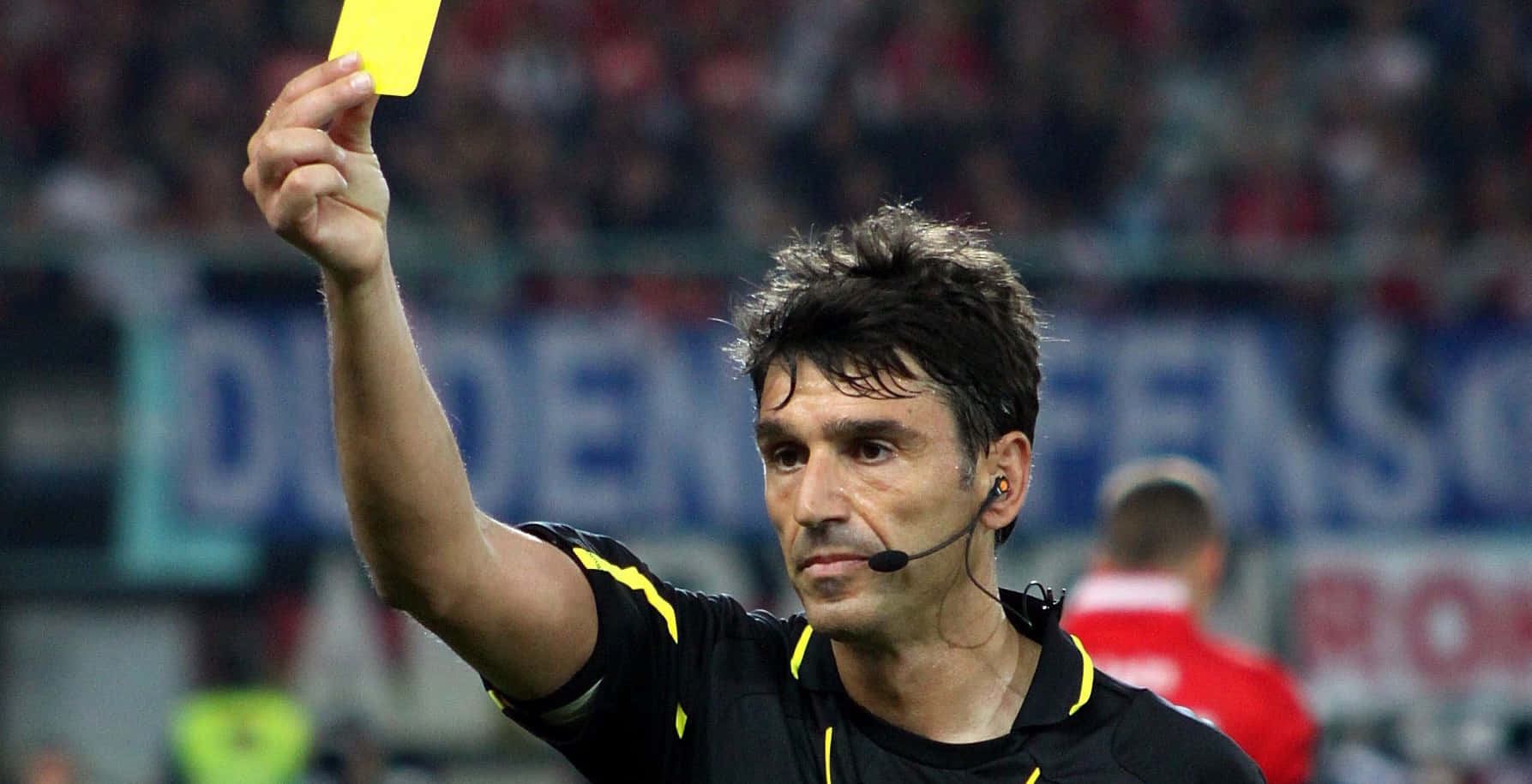 soccer referee, black and yellow uniform, yellow card, HD Desktop Wallpaper