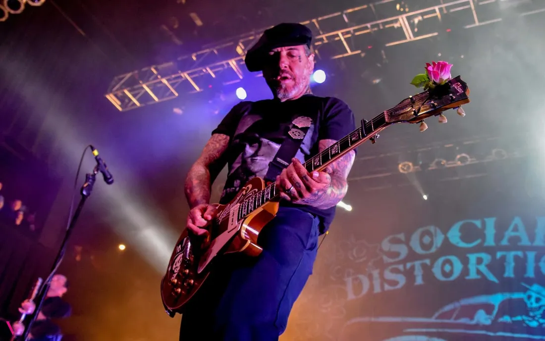 Social Distortion