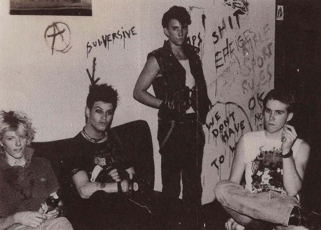 Social Distortion, punk teens, leather vests, HD Desktop Wallpaper