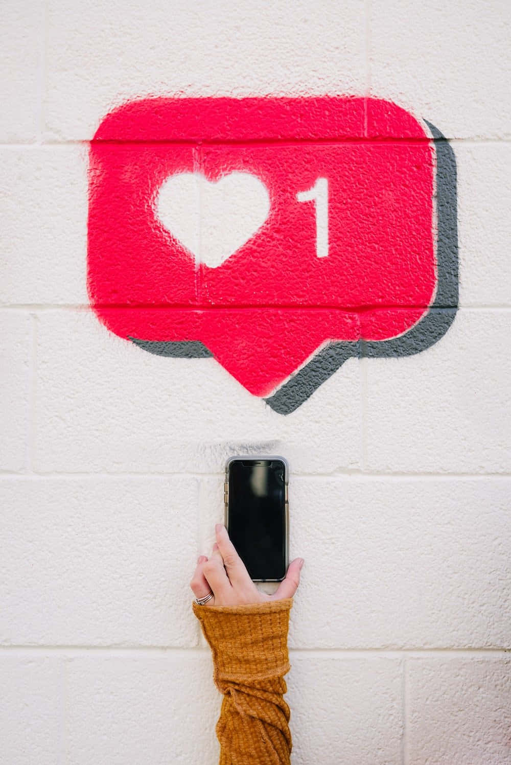Social Media Apps, red graffiti heart icon, number one, HD Phone Wallpaper