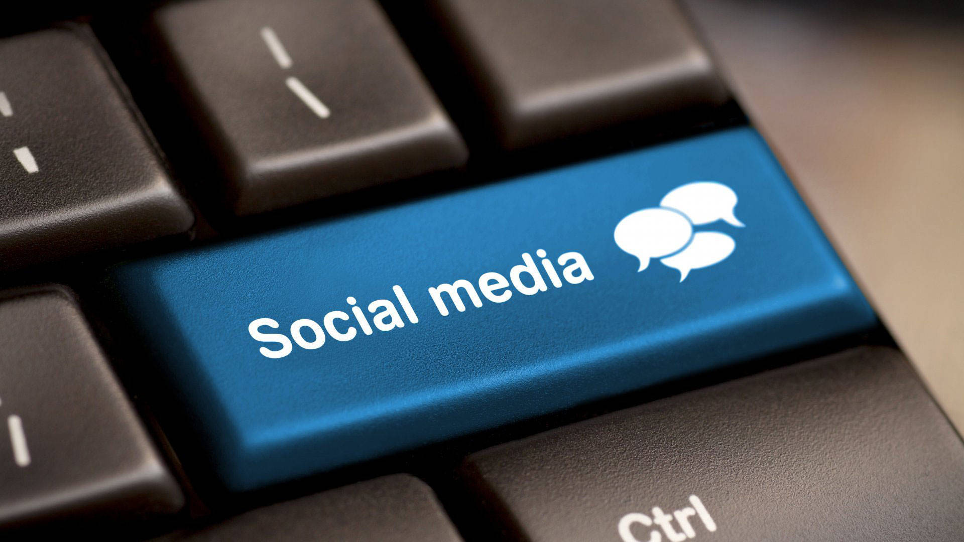 Social Media Blue Keyboard Tab, blue keyboard key, speech bubble icons, Full HD Desktop Wallpaper