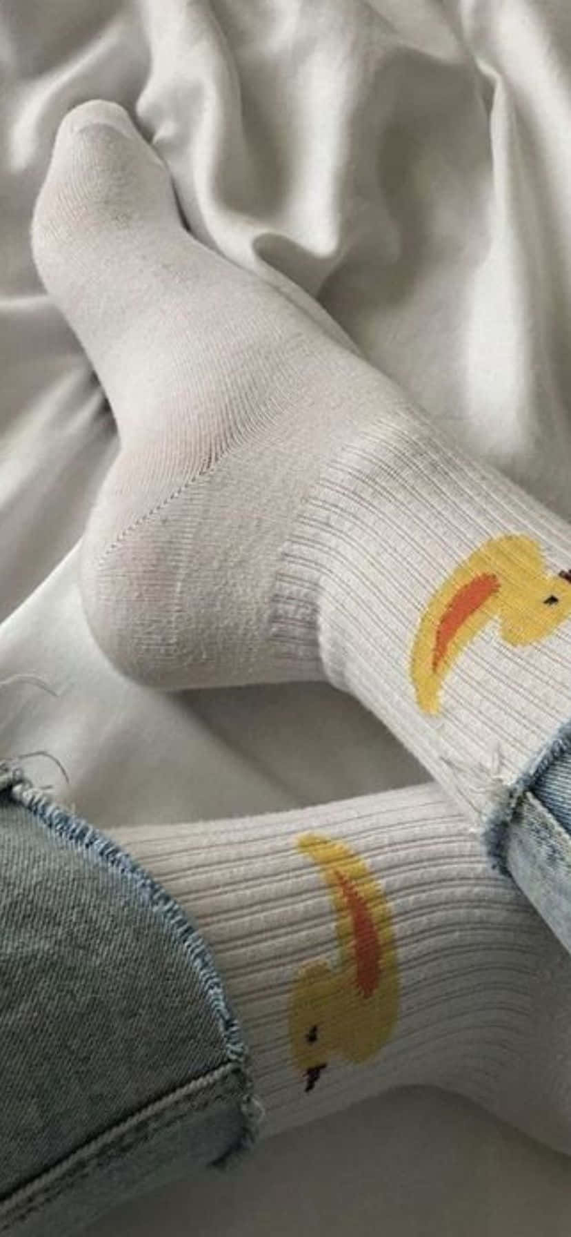 cozy banana pattern socks, yellow duck prints, white socks, HD Phone Wallpaper