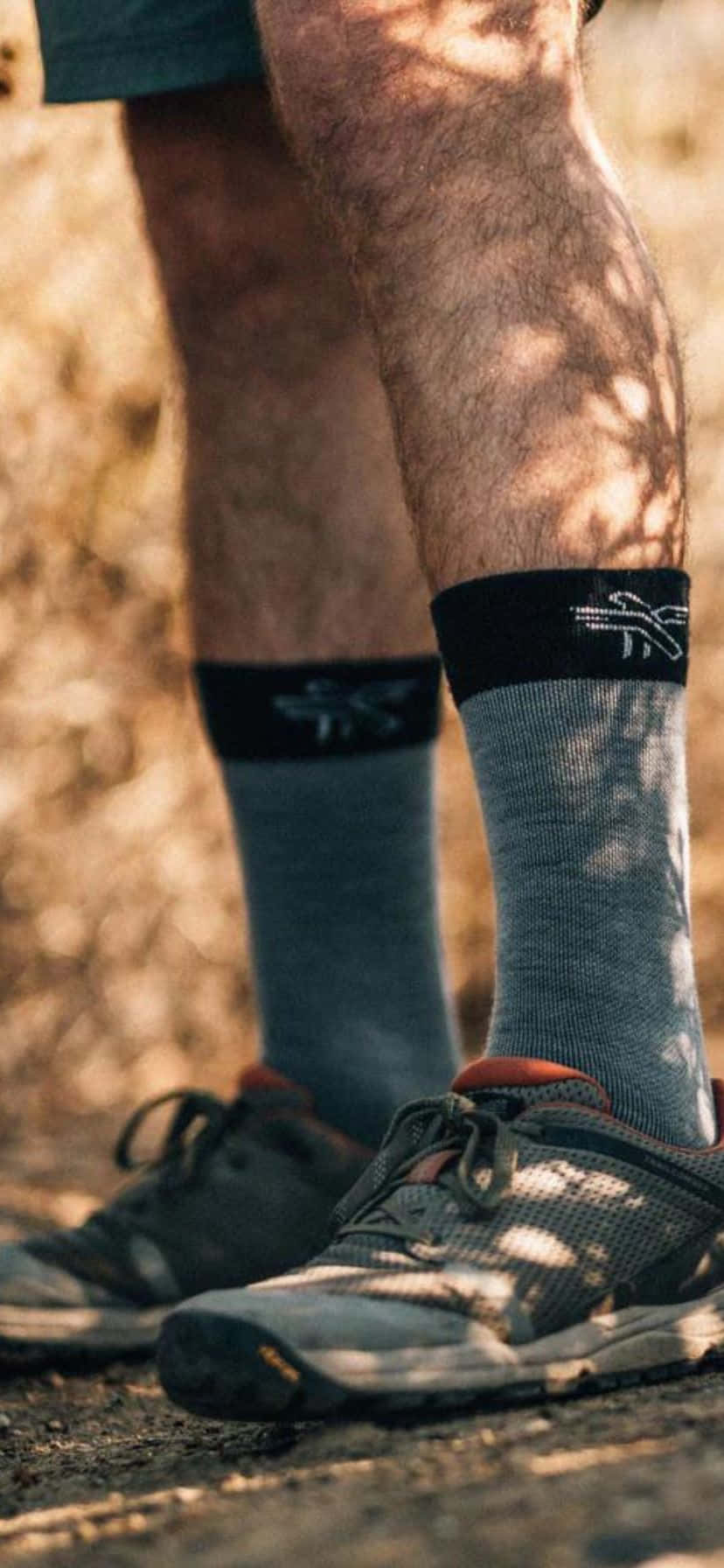 grey socks, black cuffs, hiking shoes, HD Phone Wallpaper