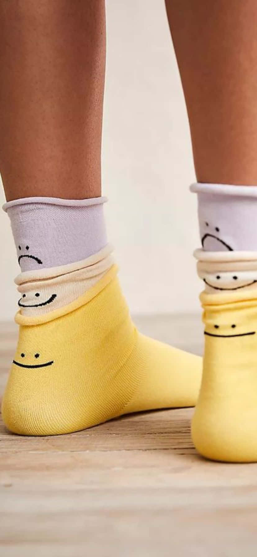 Smiley Face Sockson Feet, yellow socks, smiling faces, HD Phone Wallpaper