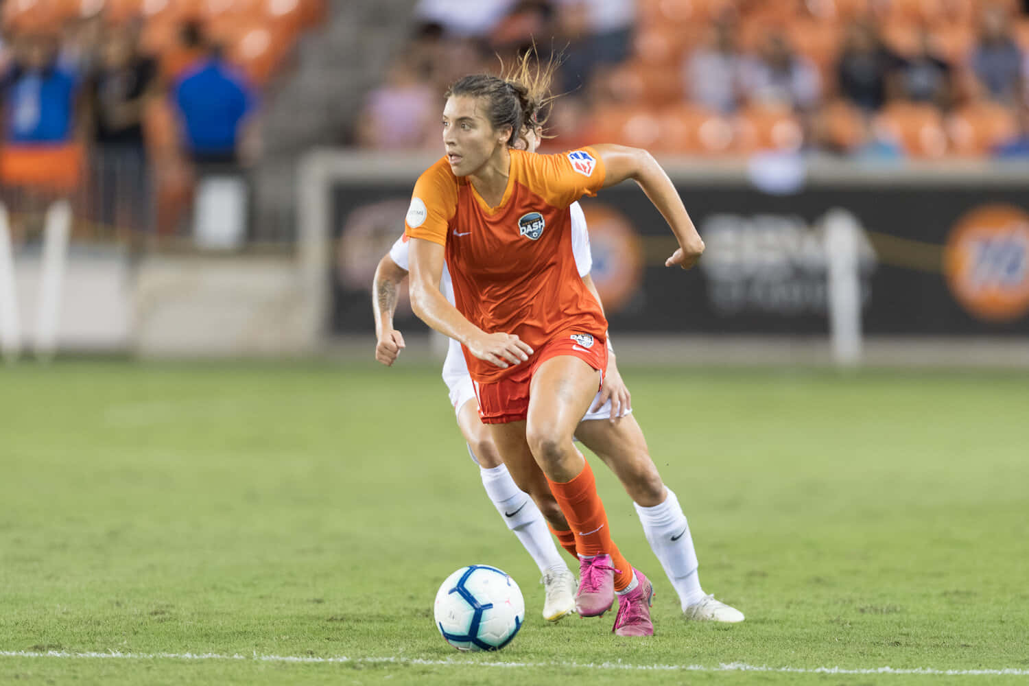 Sofia Huerta, orange jersey, blue and white ball, HD Desktop Wallpaper