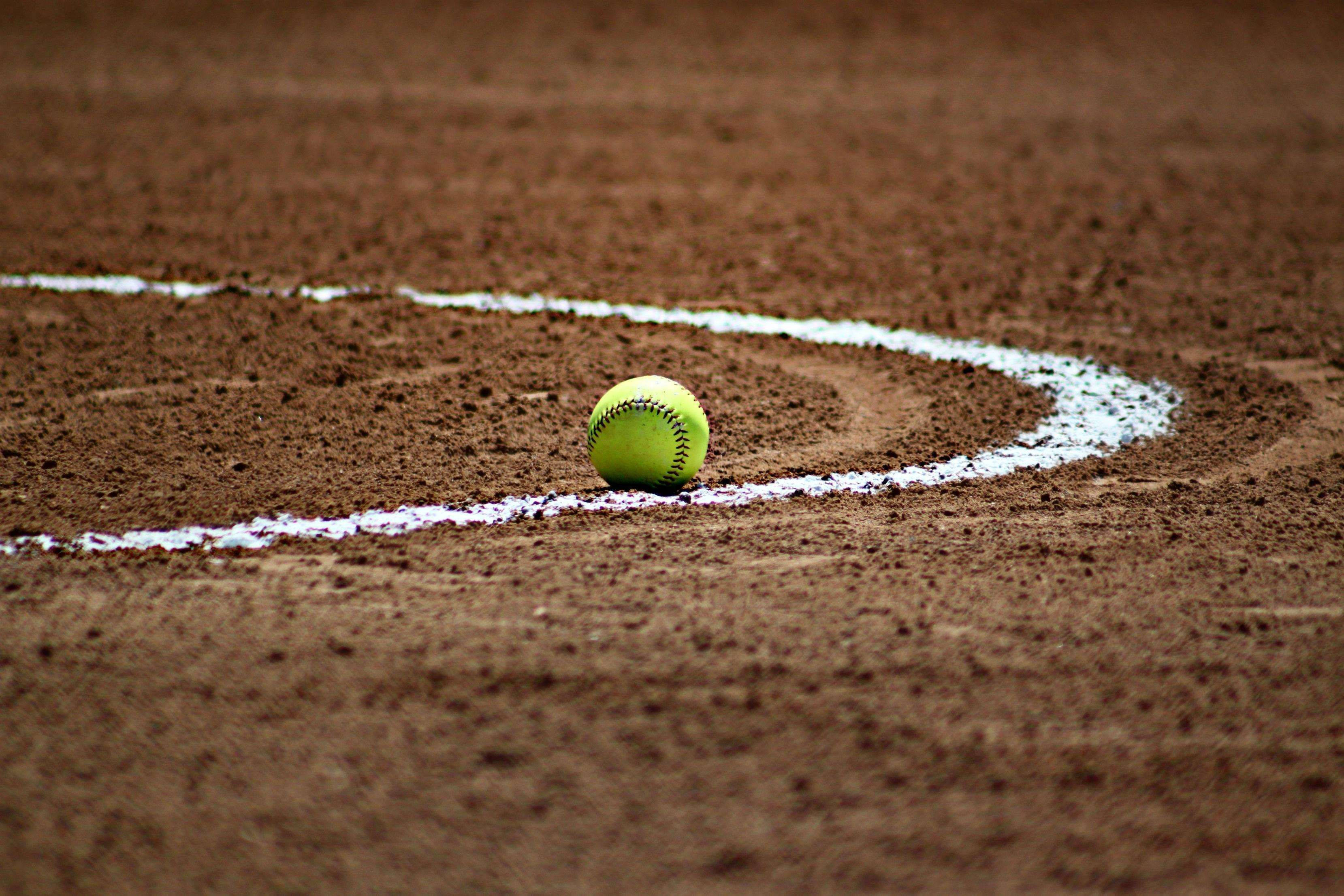 softball, bright yellow, curved white chalk line, 2K Desktop Wallpaper